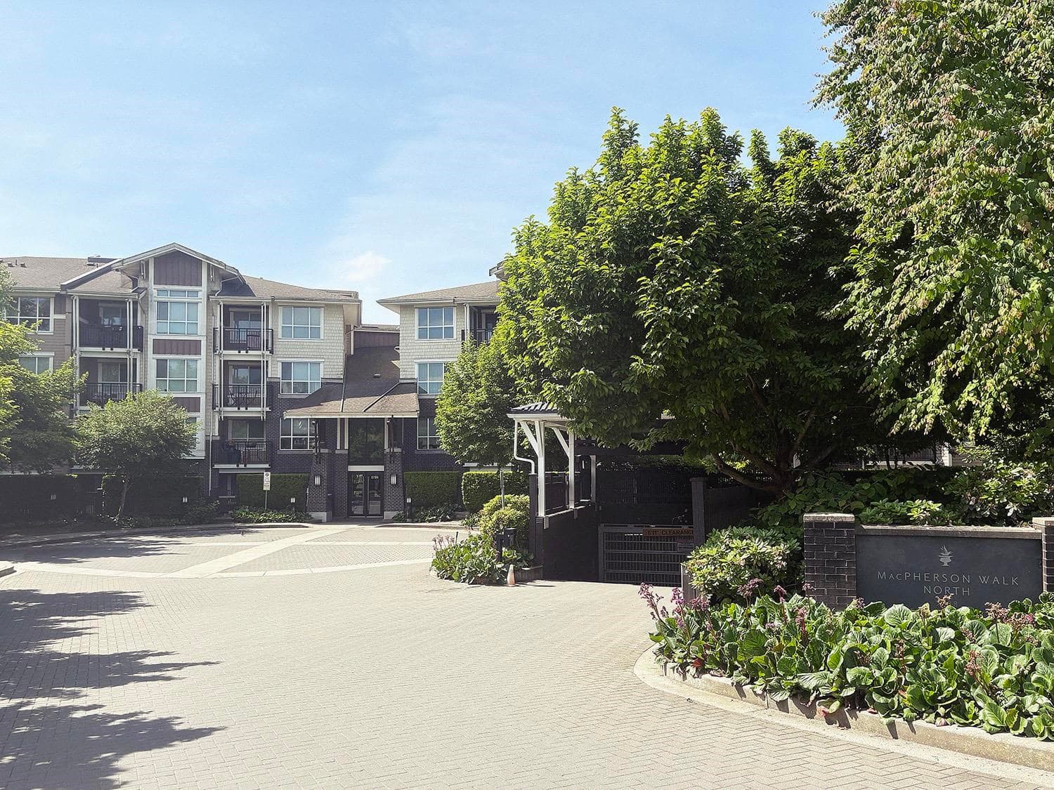 219 - 5788 Sidley Street, Burnaby, V5J 5E5 — photo 4