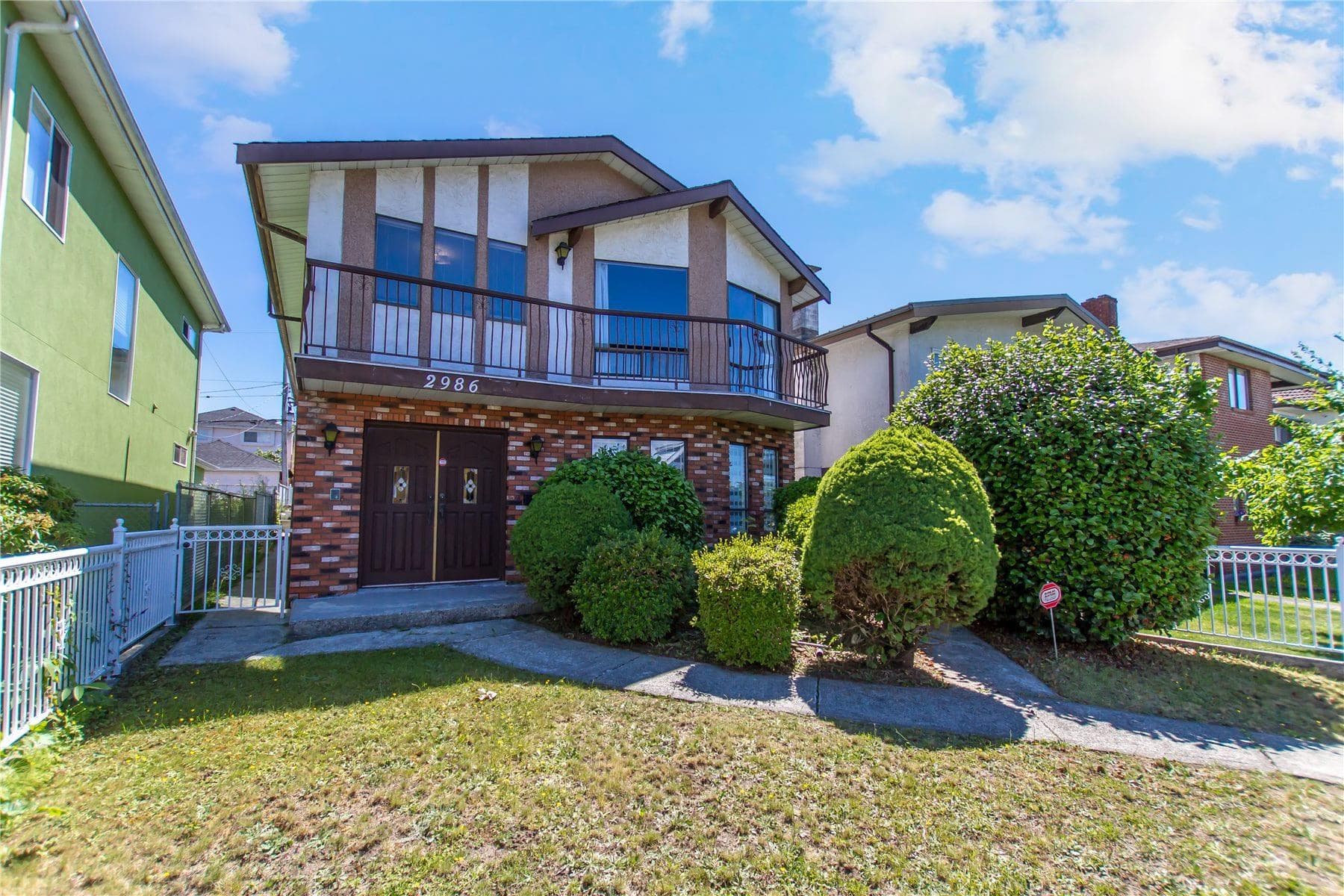 2986 E 3rd Avenue, Vancouver, V5M 1H8 — photo 1