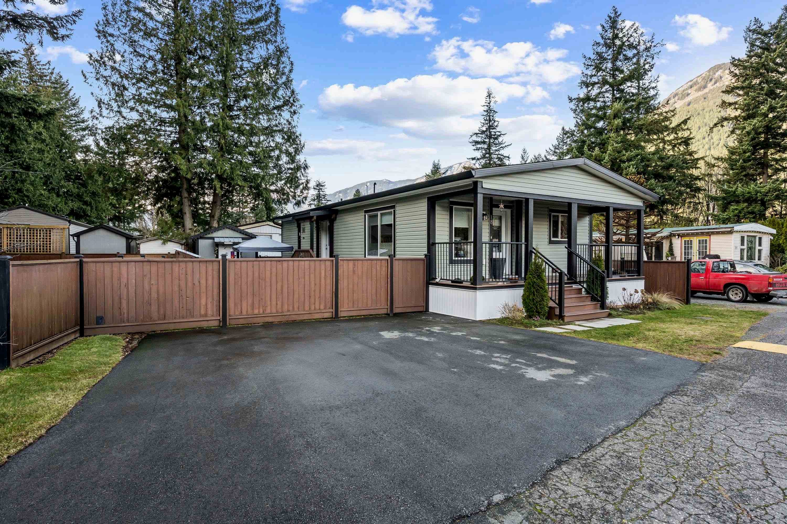 18 - 63071 Flood Hope Road, Hope