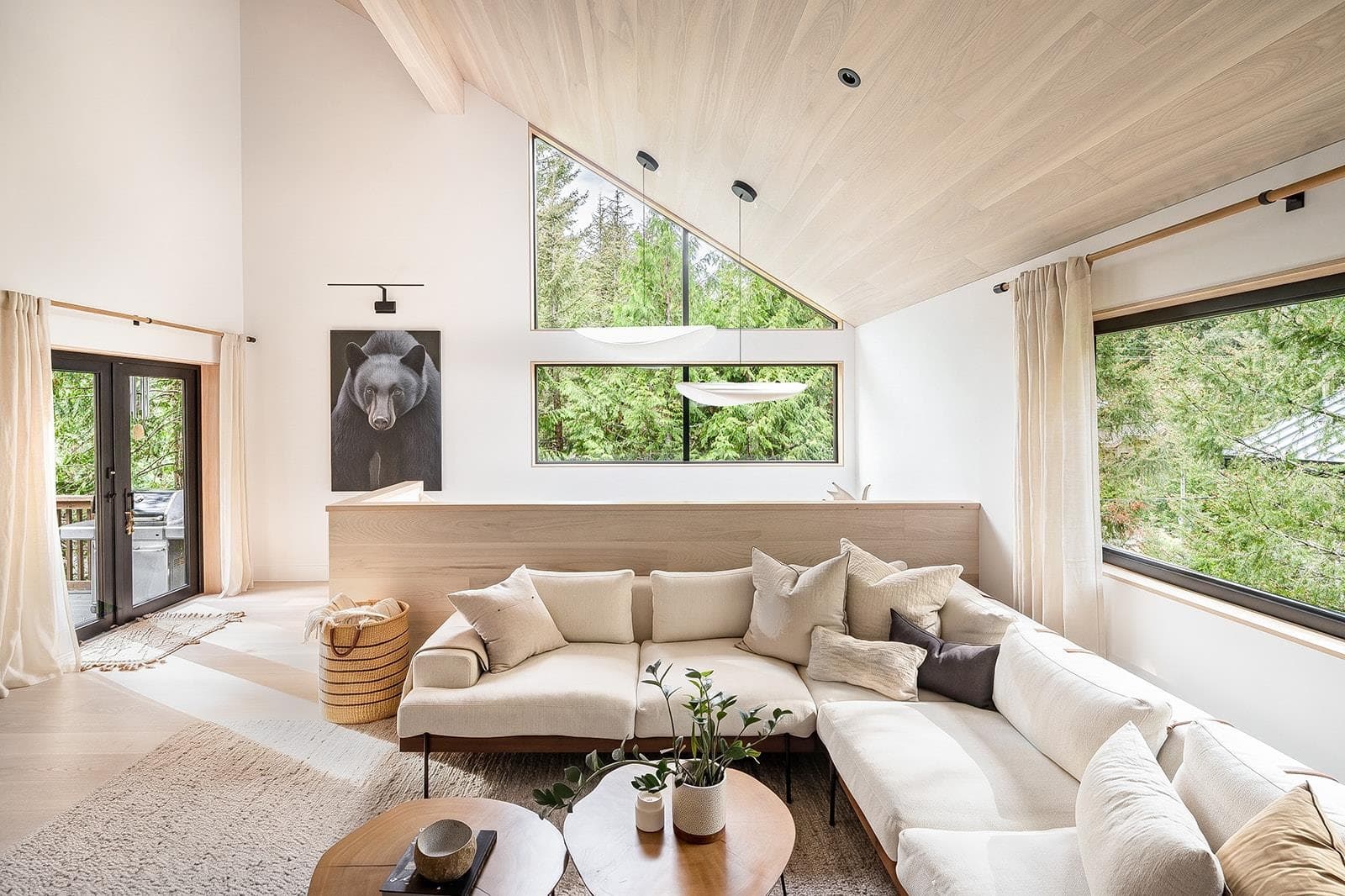 2524 Whistler Road, Whistler, V8E 0A6 — photo 1