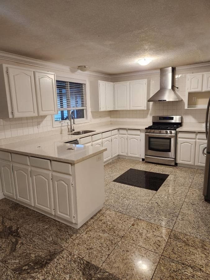 322 Mariner Way, Coquitlam, V3K 1N6 — photo 3