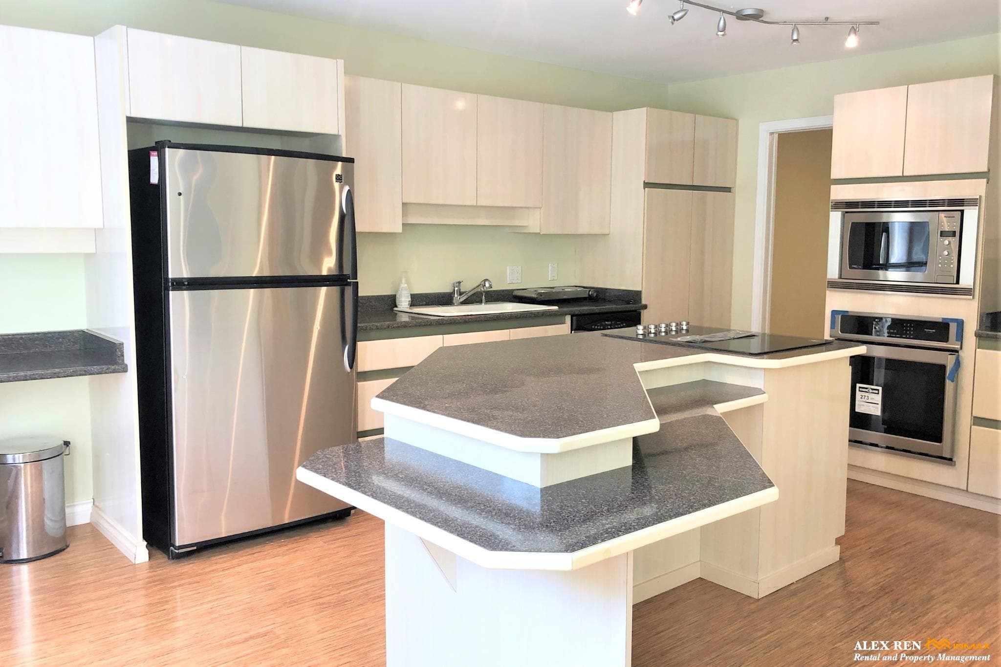 4396 W 11th Avenue, Vancouver, V6R 2M1 — photo 5