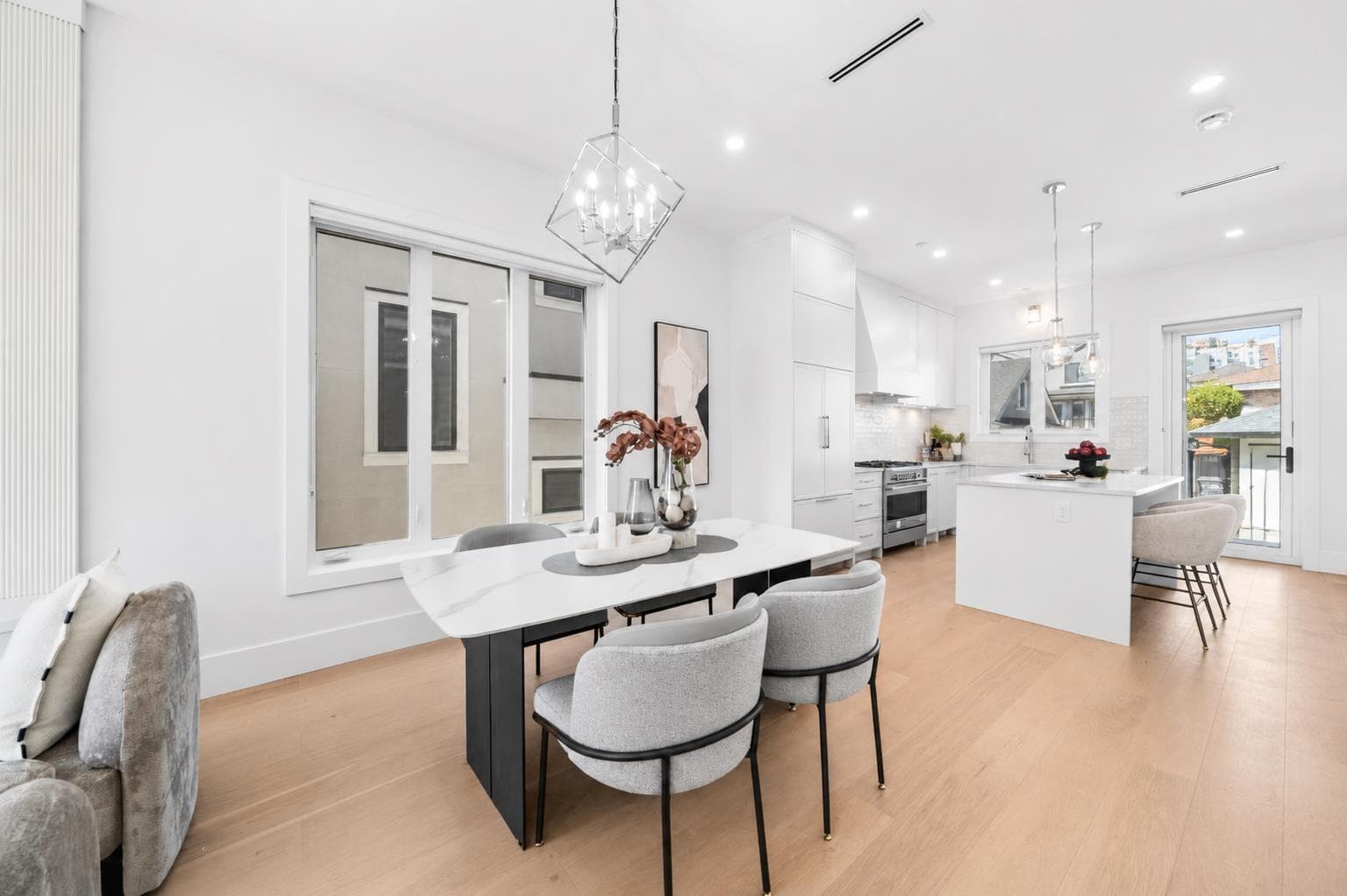 531 W 61st Avenue, Vancouver, V6P 2B4 — photo 5