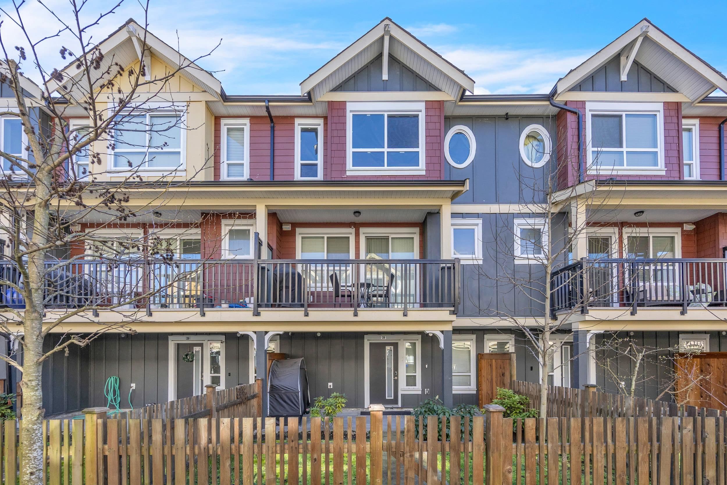 28 - 430 Duncan Street, New Westminster