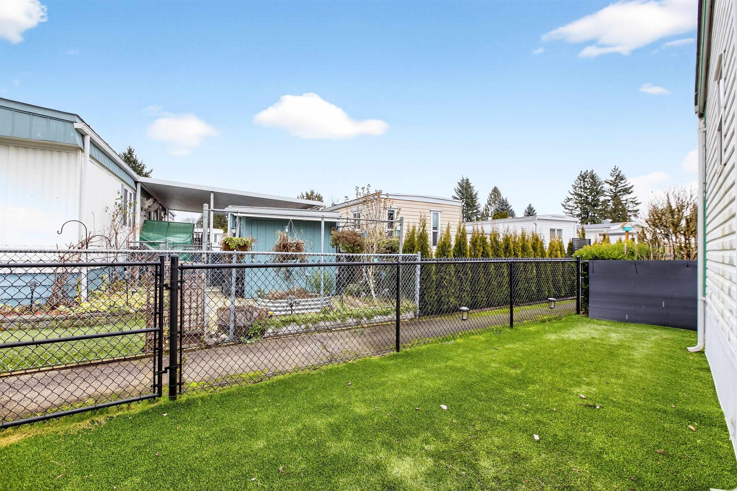 19635 Planetree Lane, Pitt Meadows, V3Y 1Z3 — photo 4