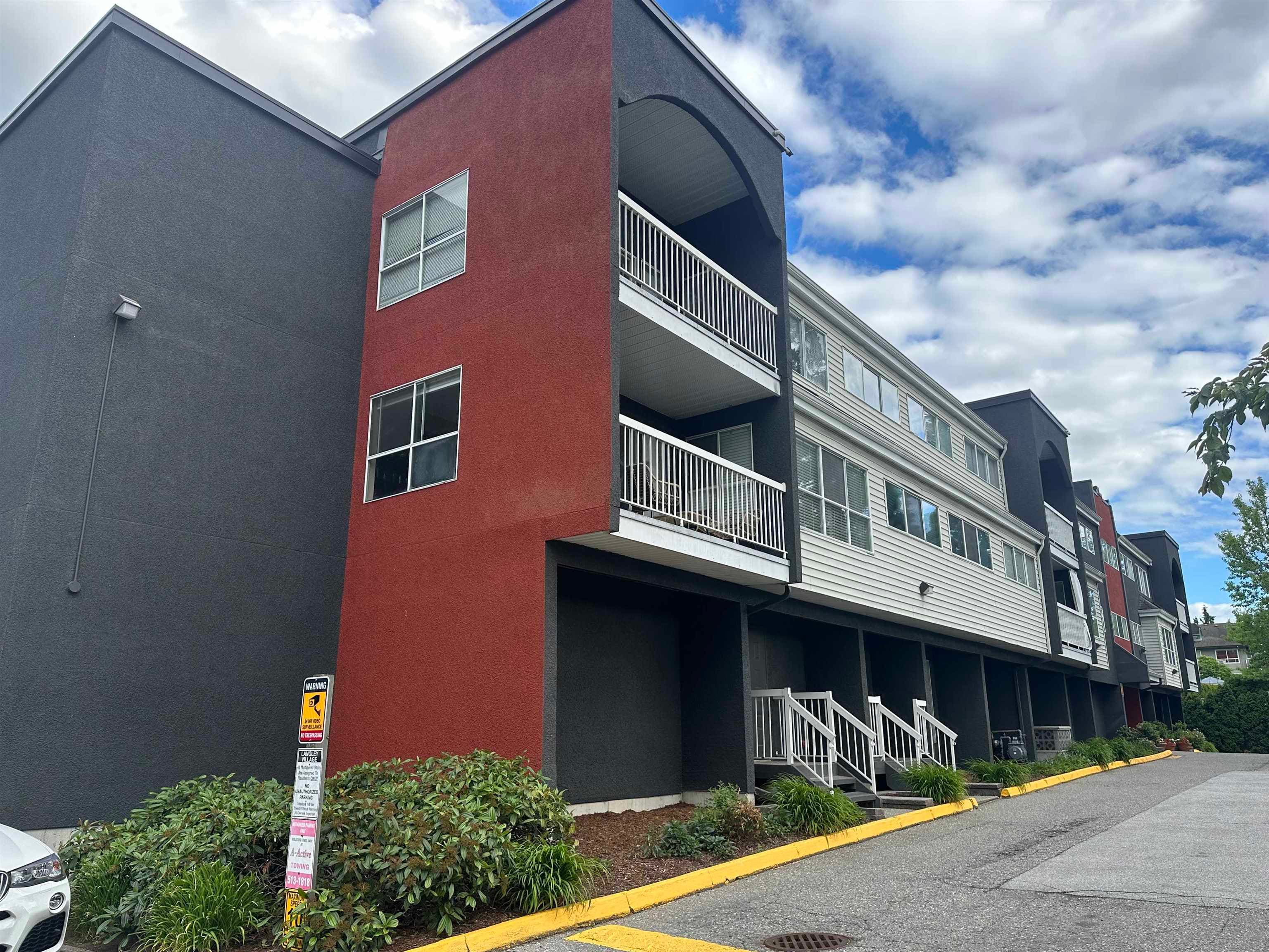 305 - 5664 200 Street, Langley, V3A 1M8 — photo 2