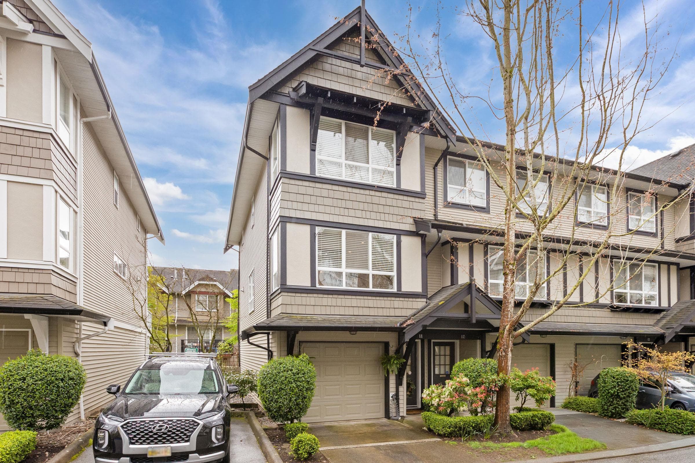 11 - 6747 203 Street, Langley, V2Y 3B5 — photo 1
