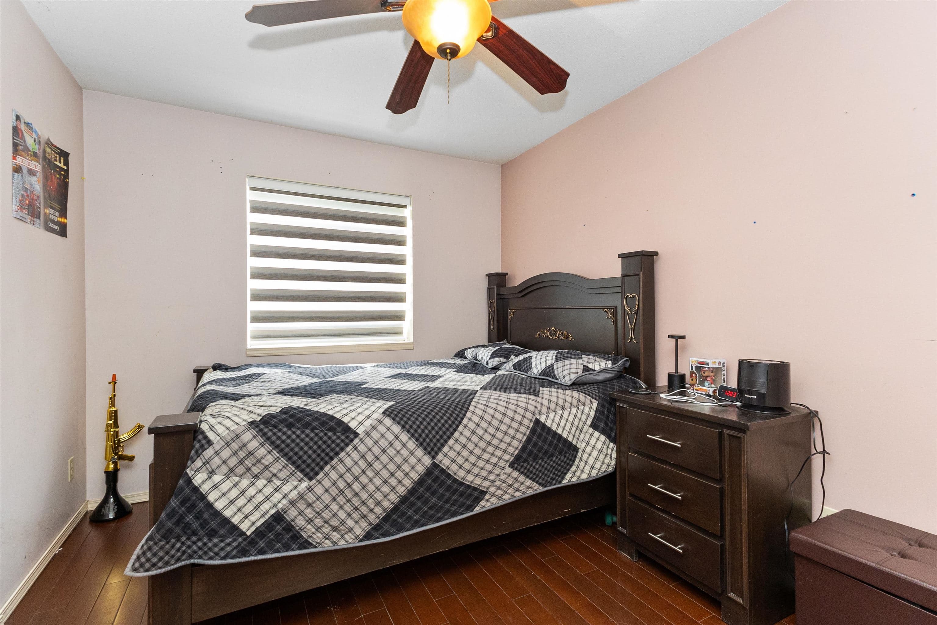2930 Edgehill Avenue, Abbotsford, V2T 5J9 — photo 1