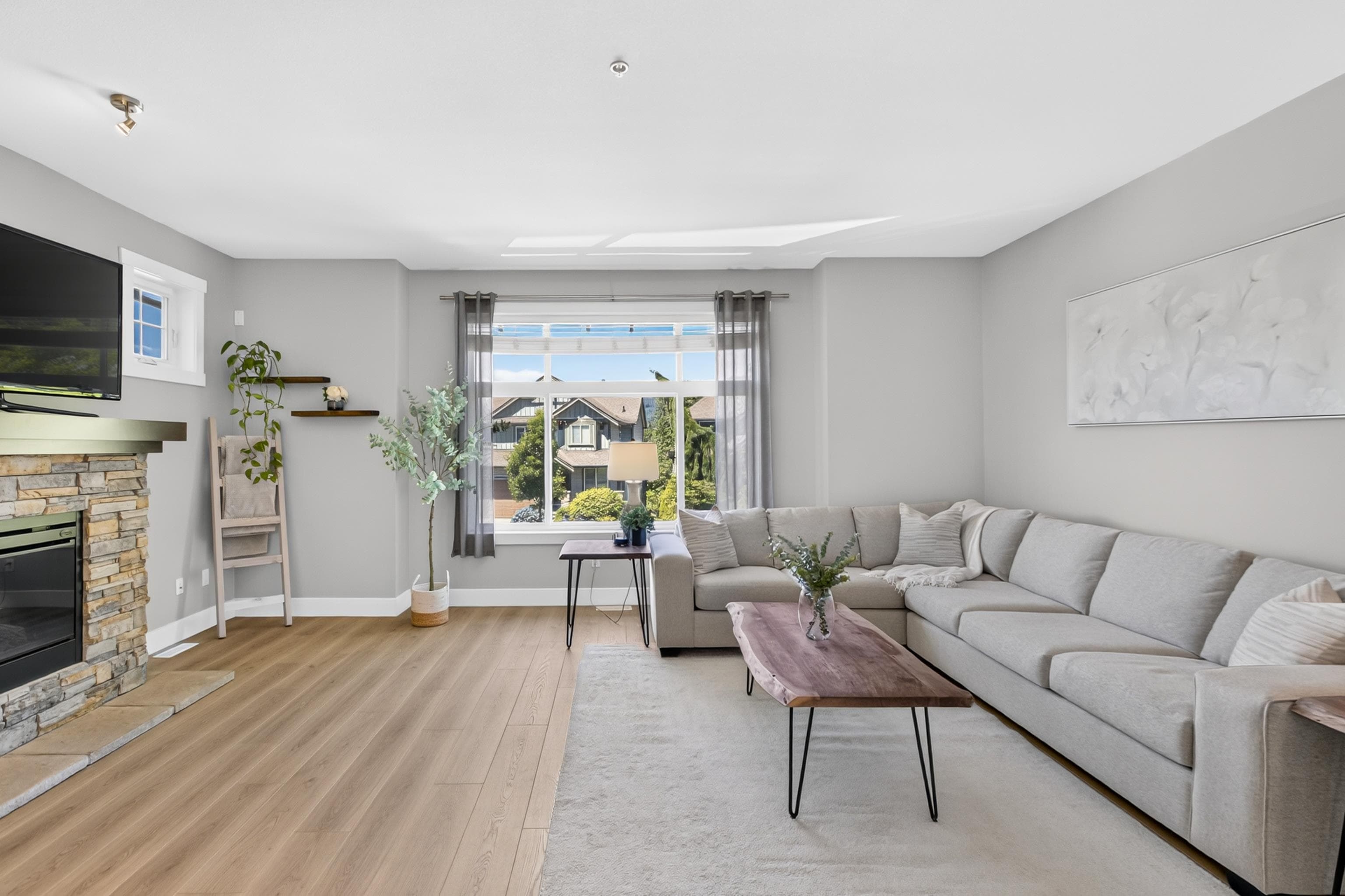 23140 Gilbert Drive, Maple Ridge, V4R 0C3 — photo 5