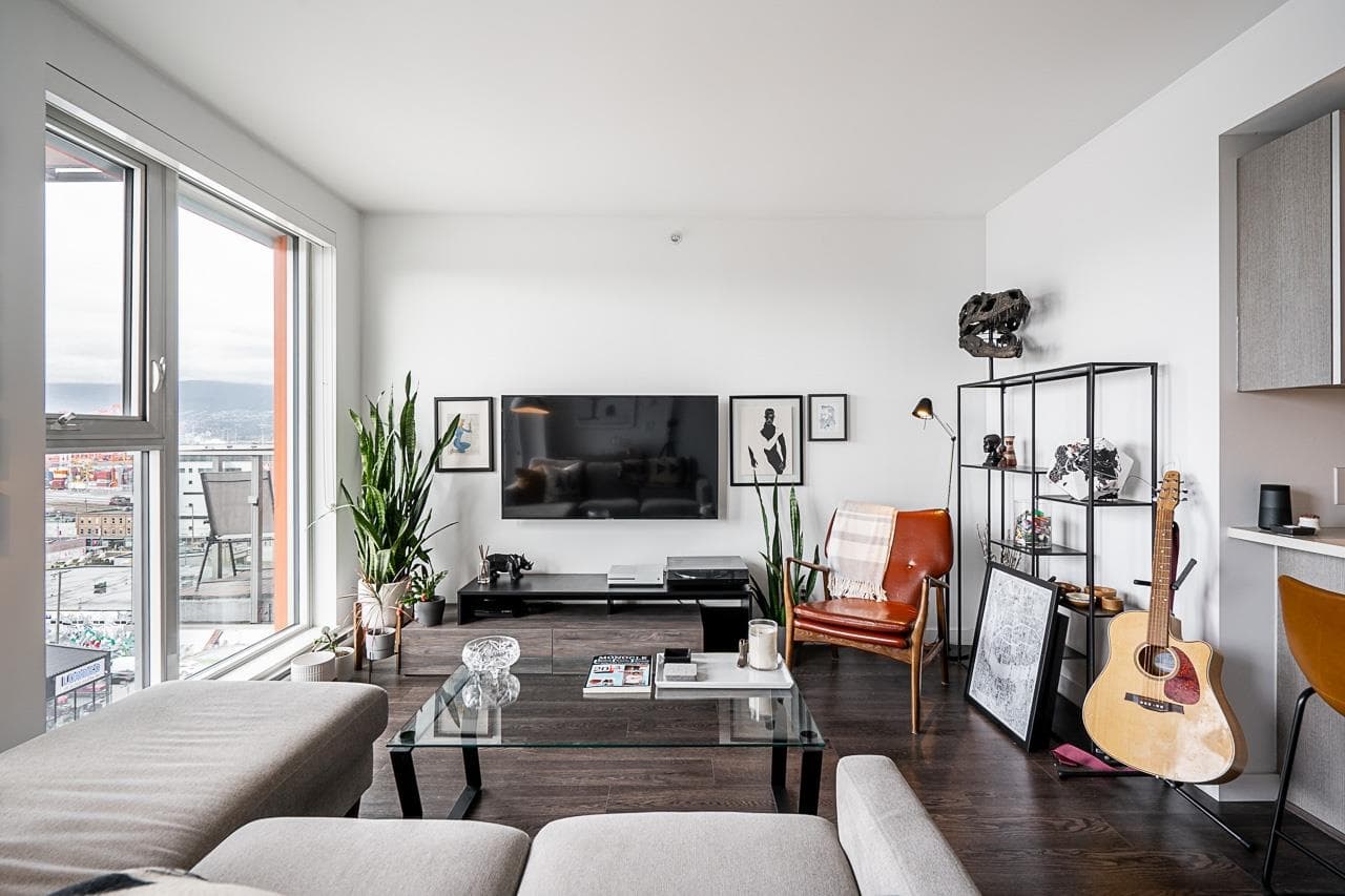 1110 - 933 E Hastings Street, Vancouver, V6A 0G6 — photo 4