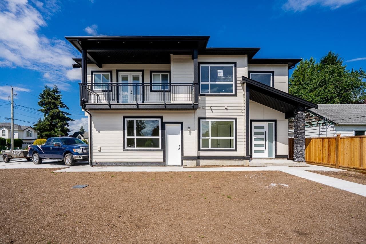 B - 45945 Lewis Avenue, Chilliwack, V2P 3C3 — photo 3