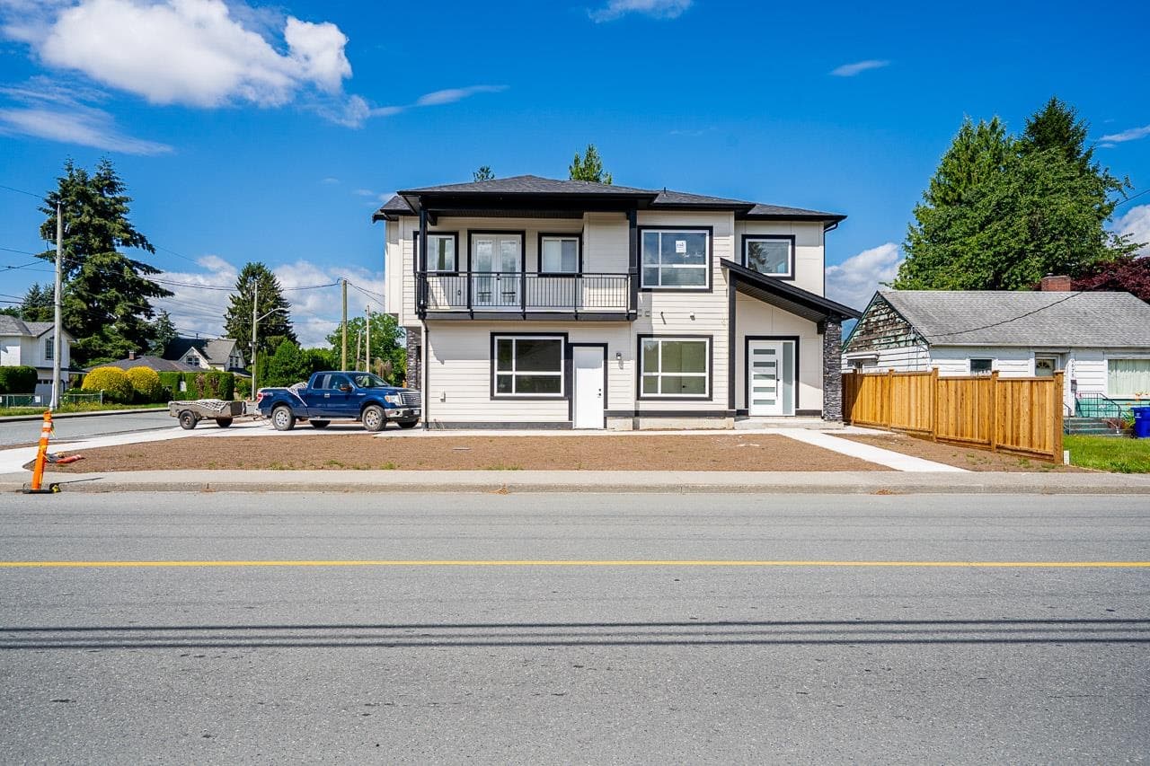 B - 45945 Lewis Avenue, Chilliwack