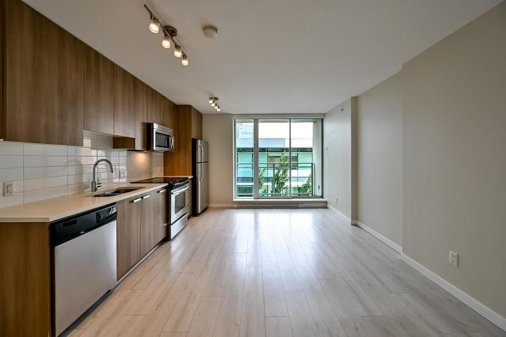 503 - 13325 102a Avenue, Surrey, V3T 1P6 — photo 4