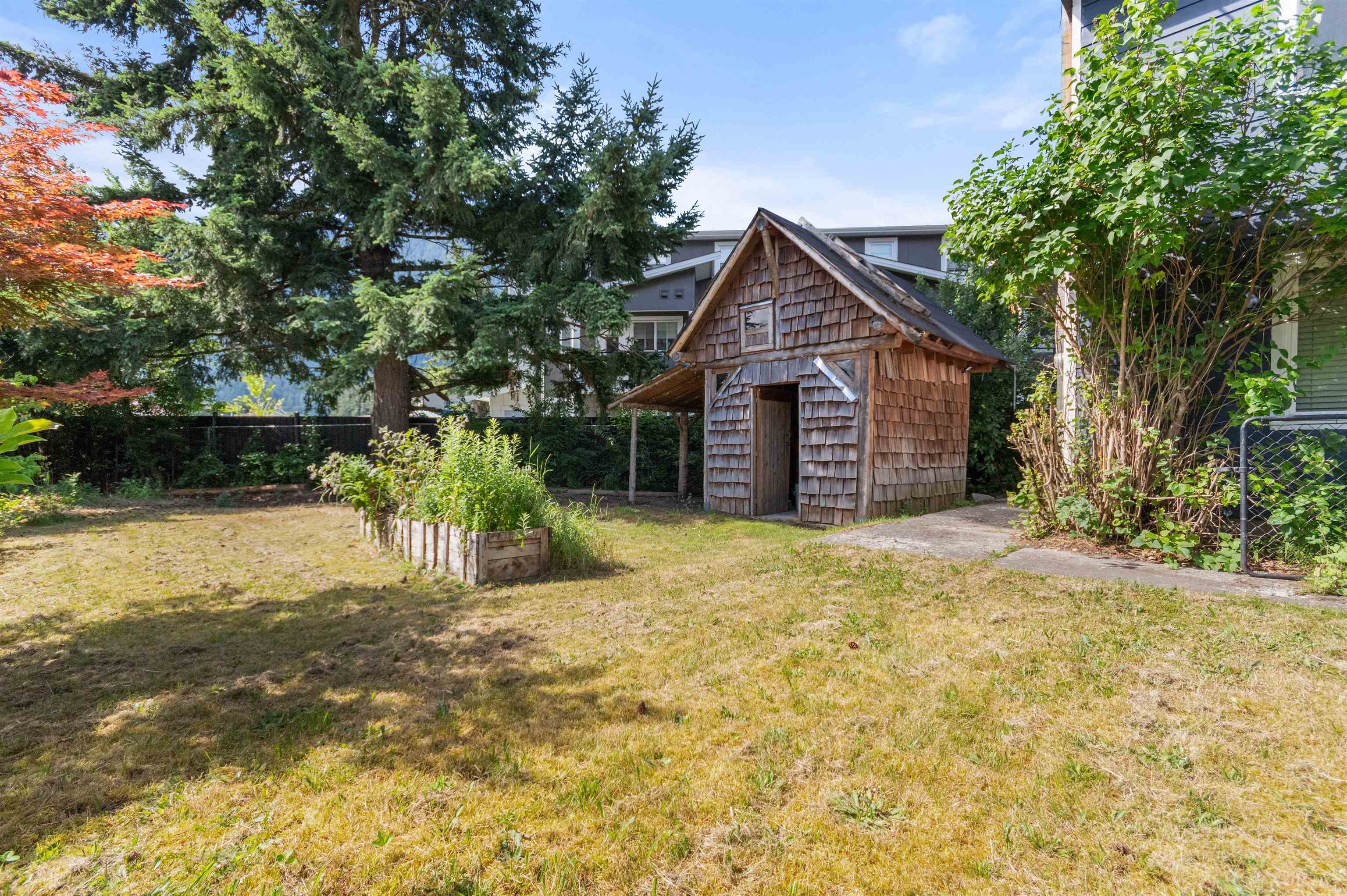 540 5th Avenue, Hope, V0X 1L0 — photo 3