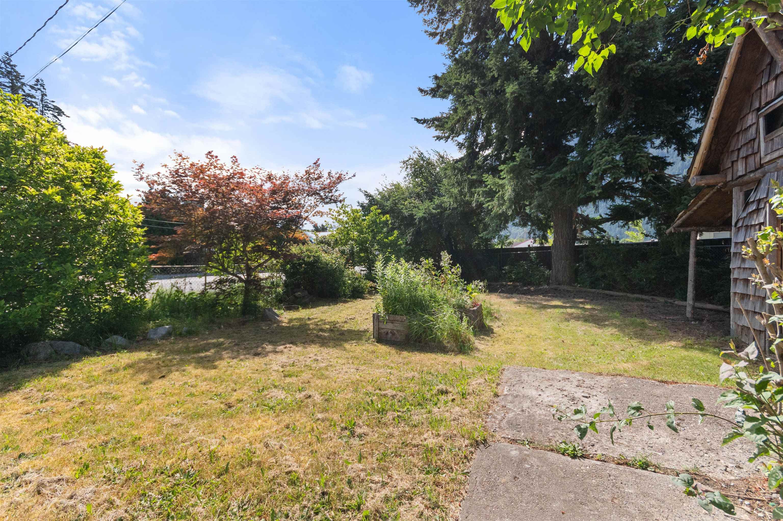 540 5th Avenue, Hope, V0X 1L0 — photo 5