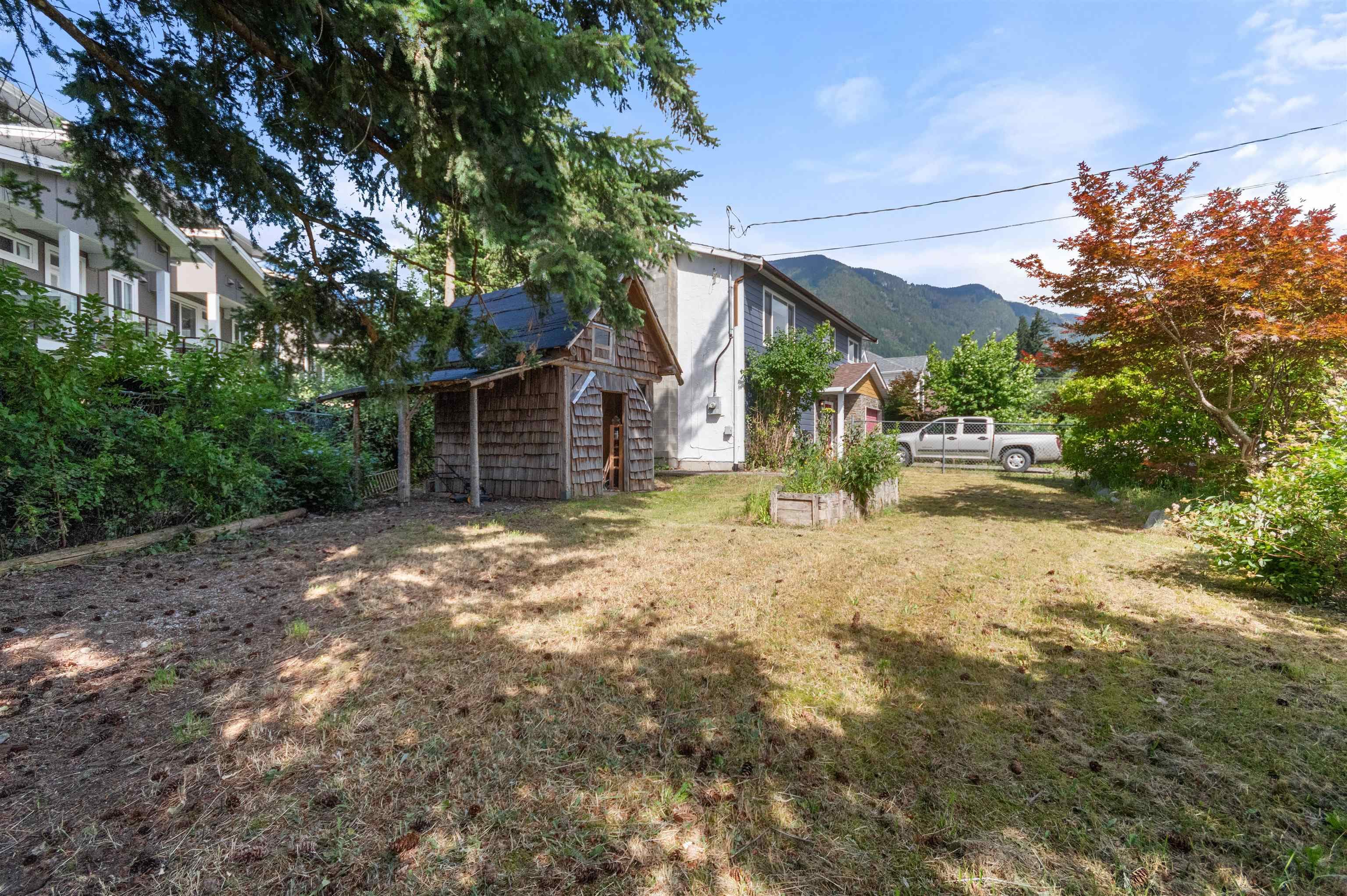 540 5th Avenue, Hope, V0X 1L0 — photo 4