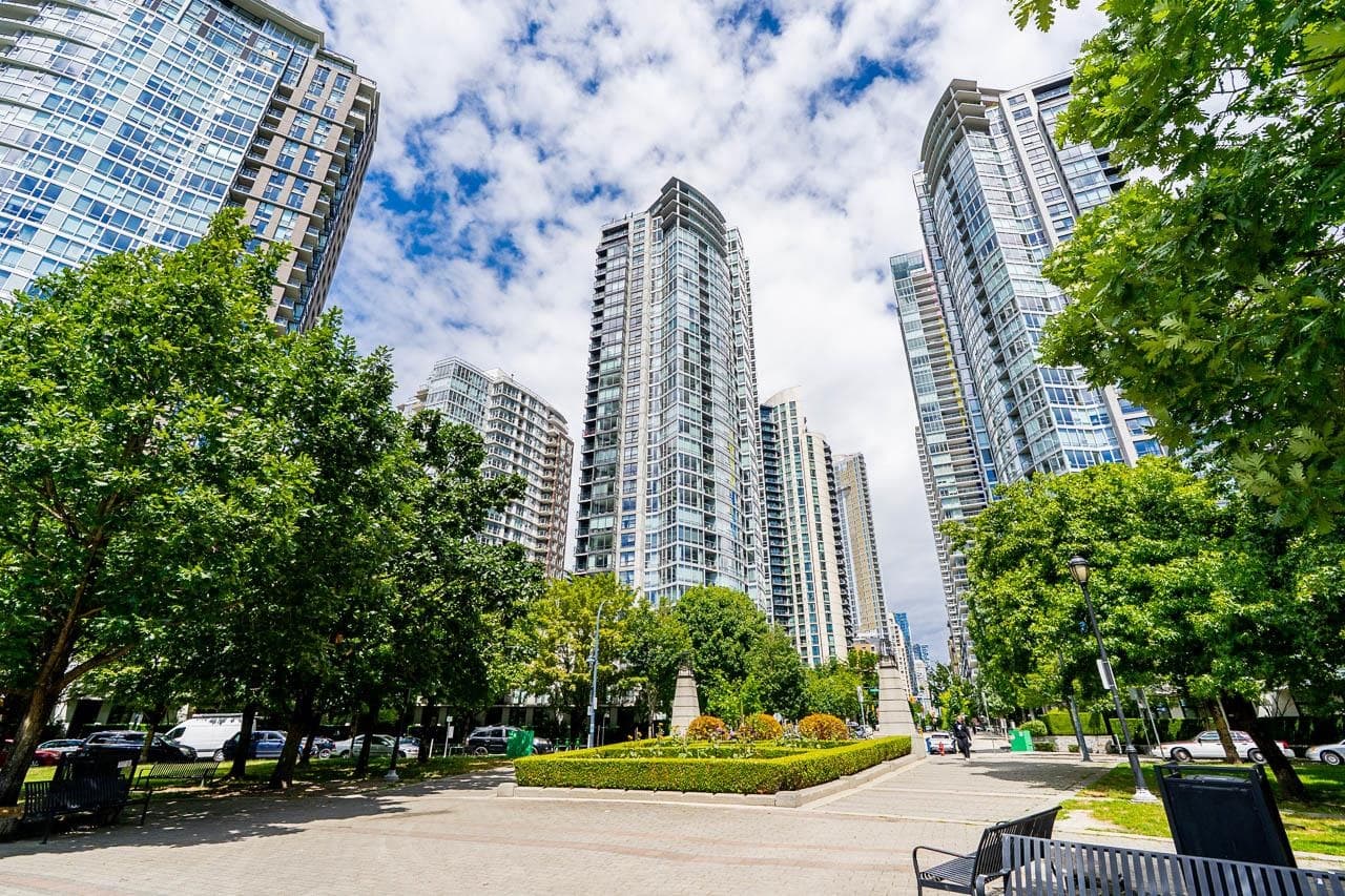 1202 - 1495 Richards Street, Vancouver