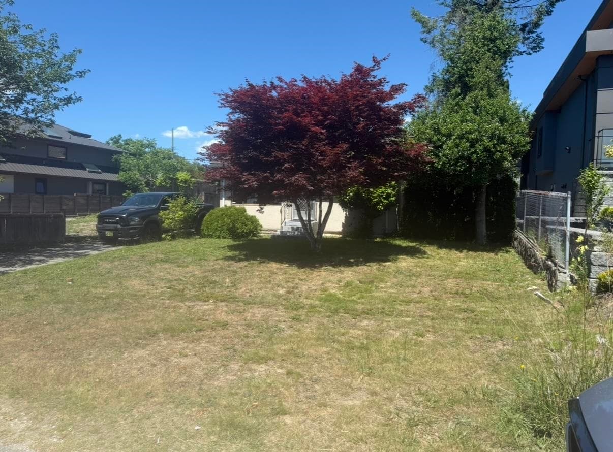446 E 16th Street, North Vancouver