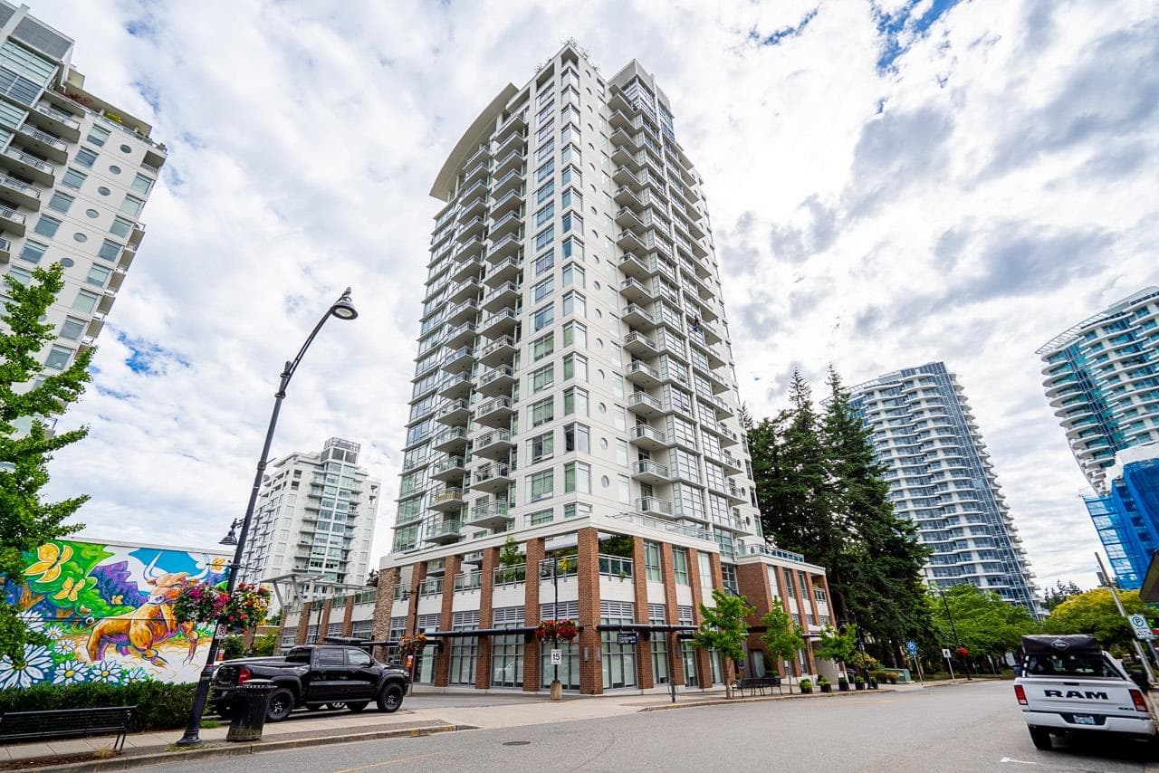 203 - 15152 Russell Avenue, White Rock, V4B 0A3 — photo 2