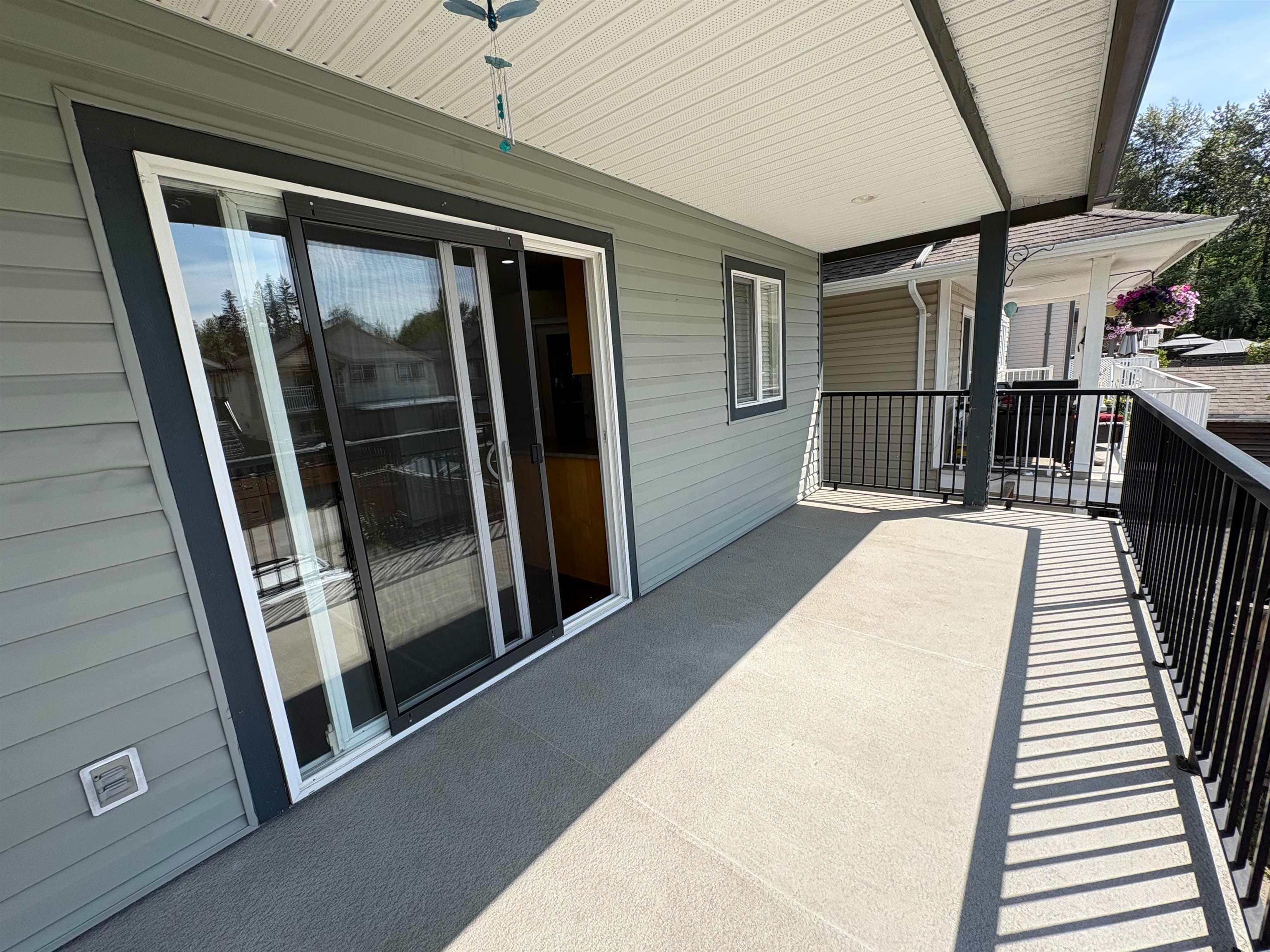 23622 111a Avenue, Maple Ridge, V2W 2G1 — photo 3