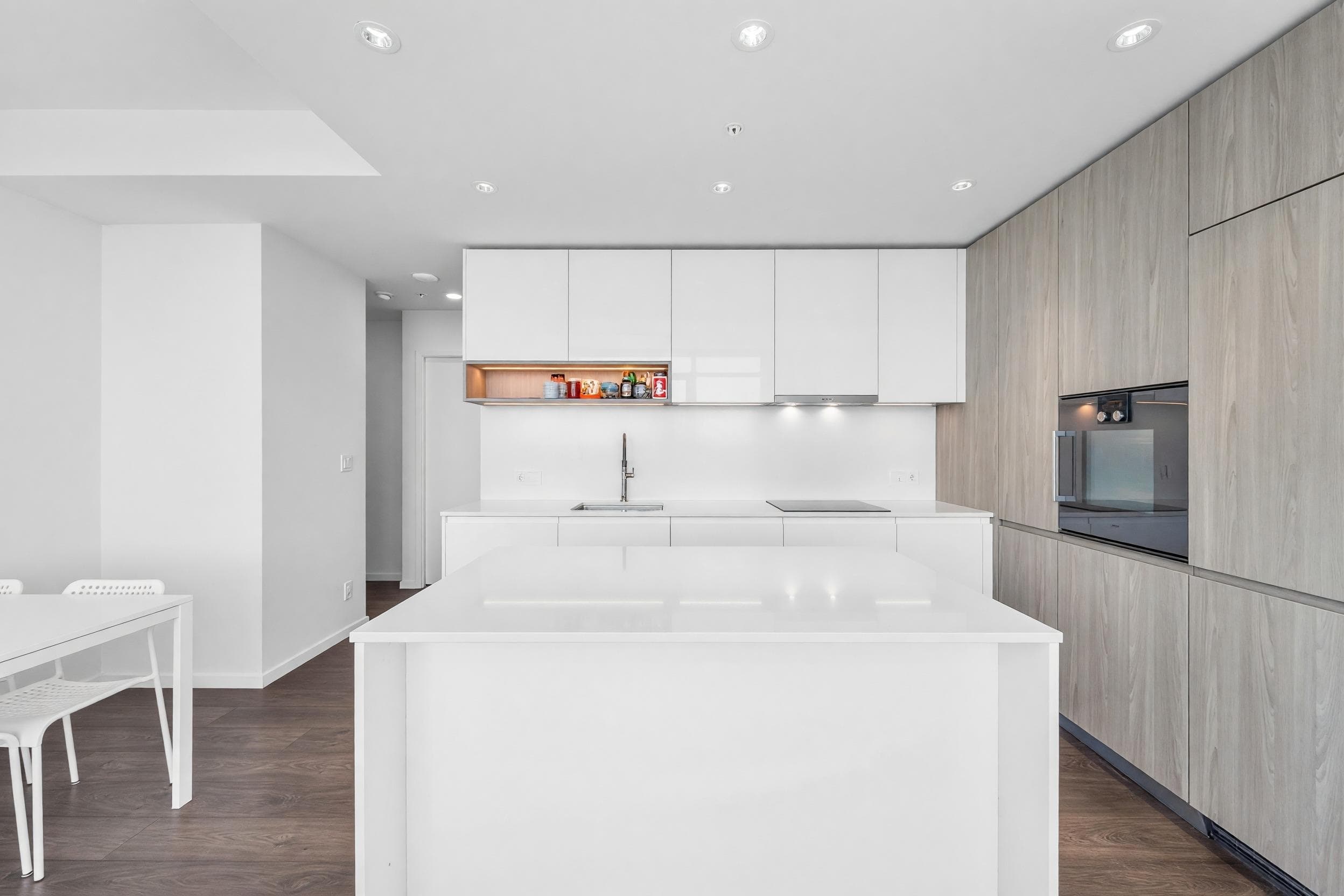 902 - 6808 Minoru Boulevard, Richmond, V6Y 0M7 — photo 4