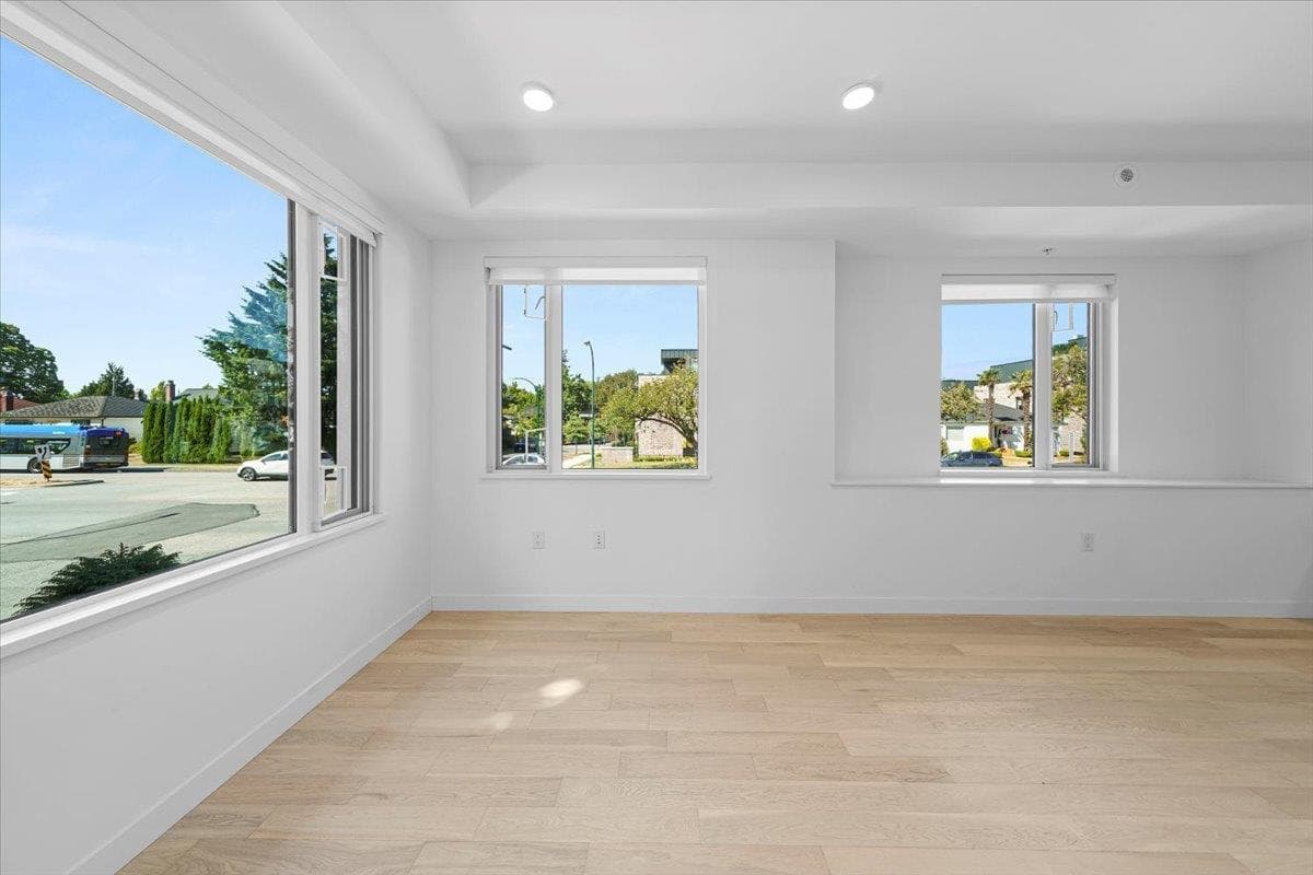 4110 Columbia Street, Vancouver, V5Y 2H9 — photo 3