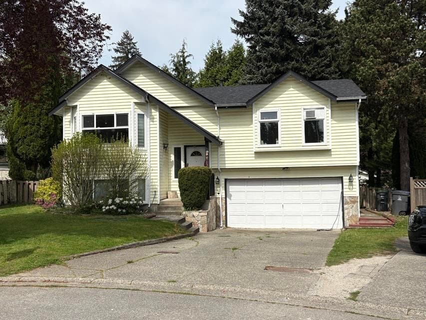 8063 138a Street, Surrey, V3W 9B3 — photo 1
