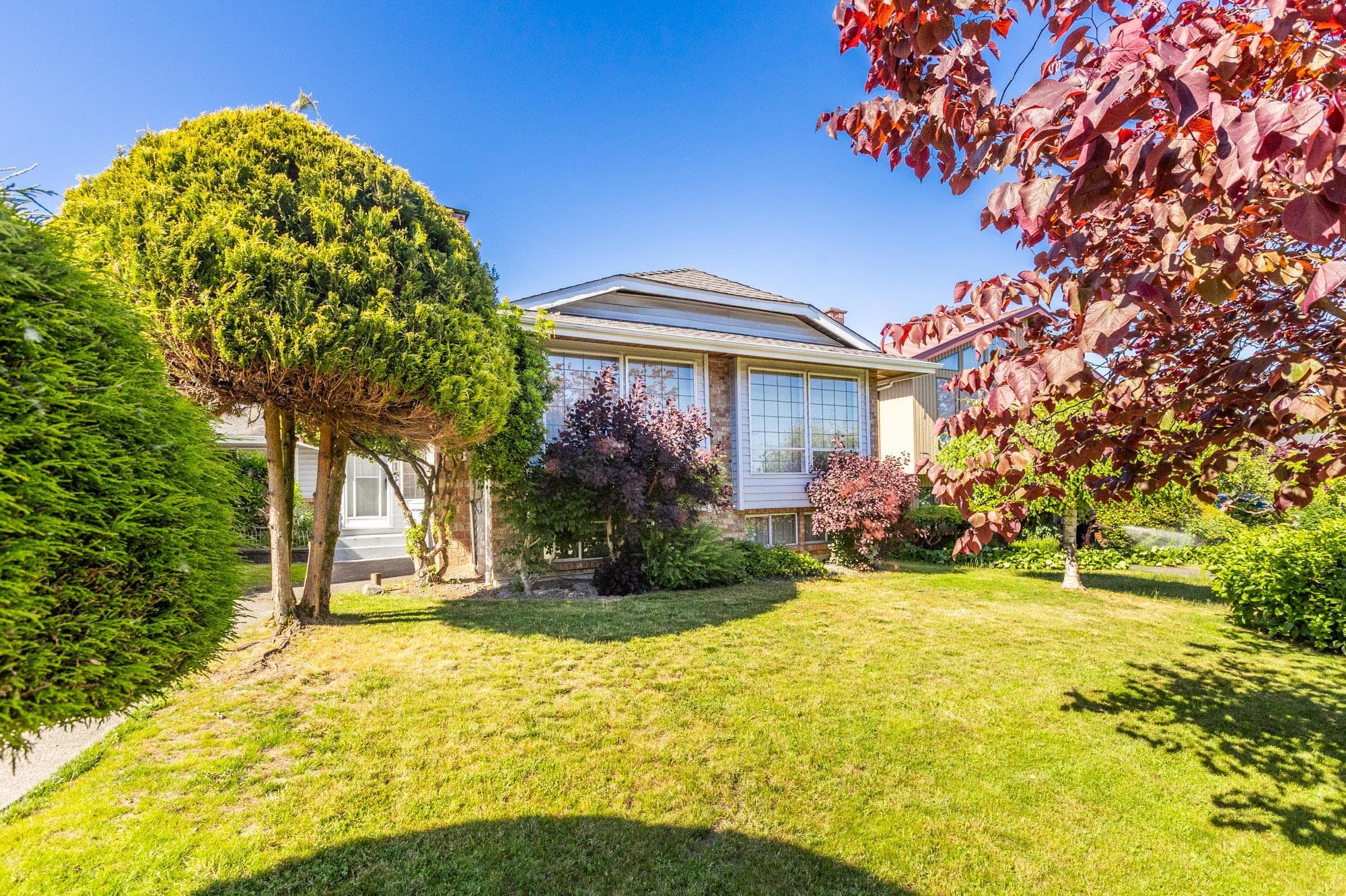 431 Glenbrook Drive, New Westminster, V3L 5J3 — photo 3