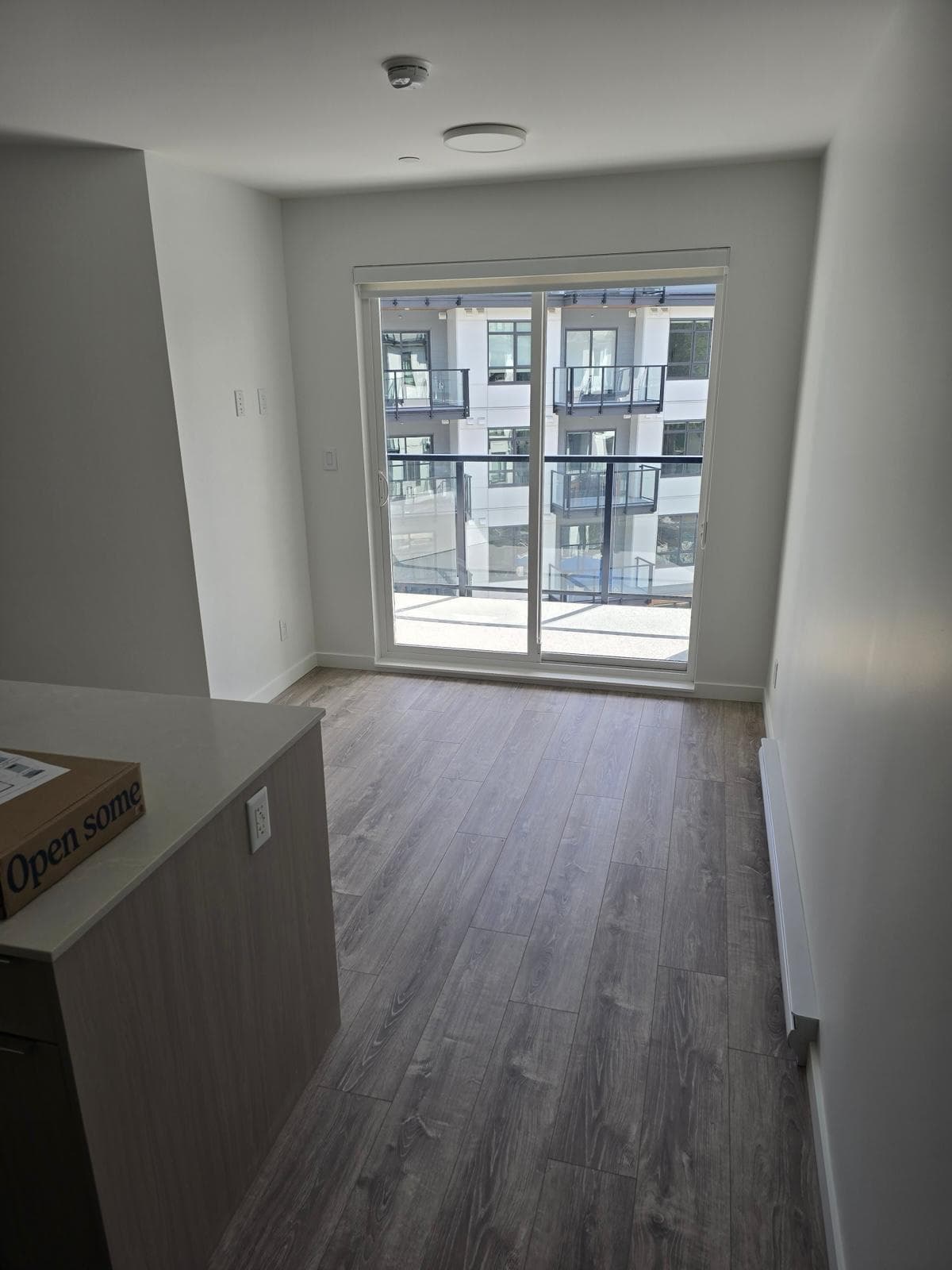 521 - 13968 Laurel Drive, Surrey, V3T 0S9 — photo 1