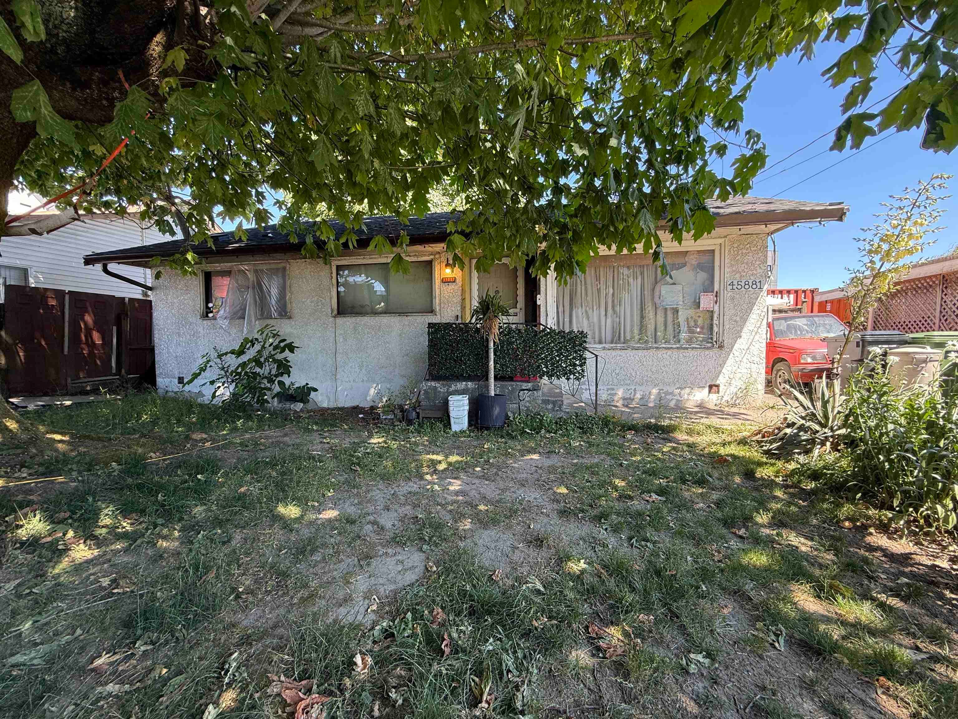 45881 Rowat Avenue, Chilliwack
