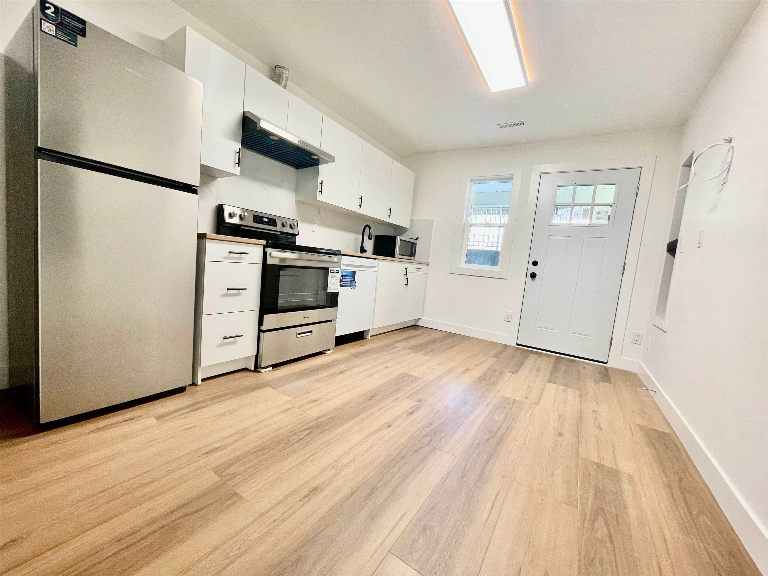 lower level - 1695x 84 Avenue, Surrey