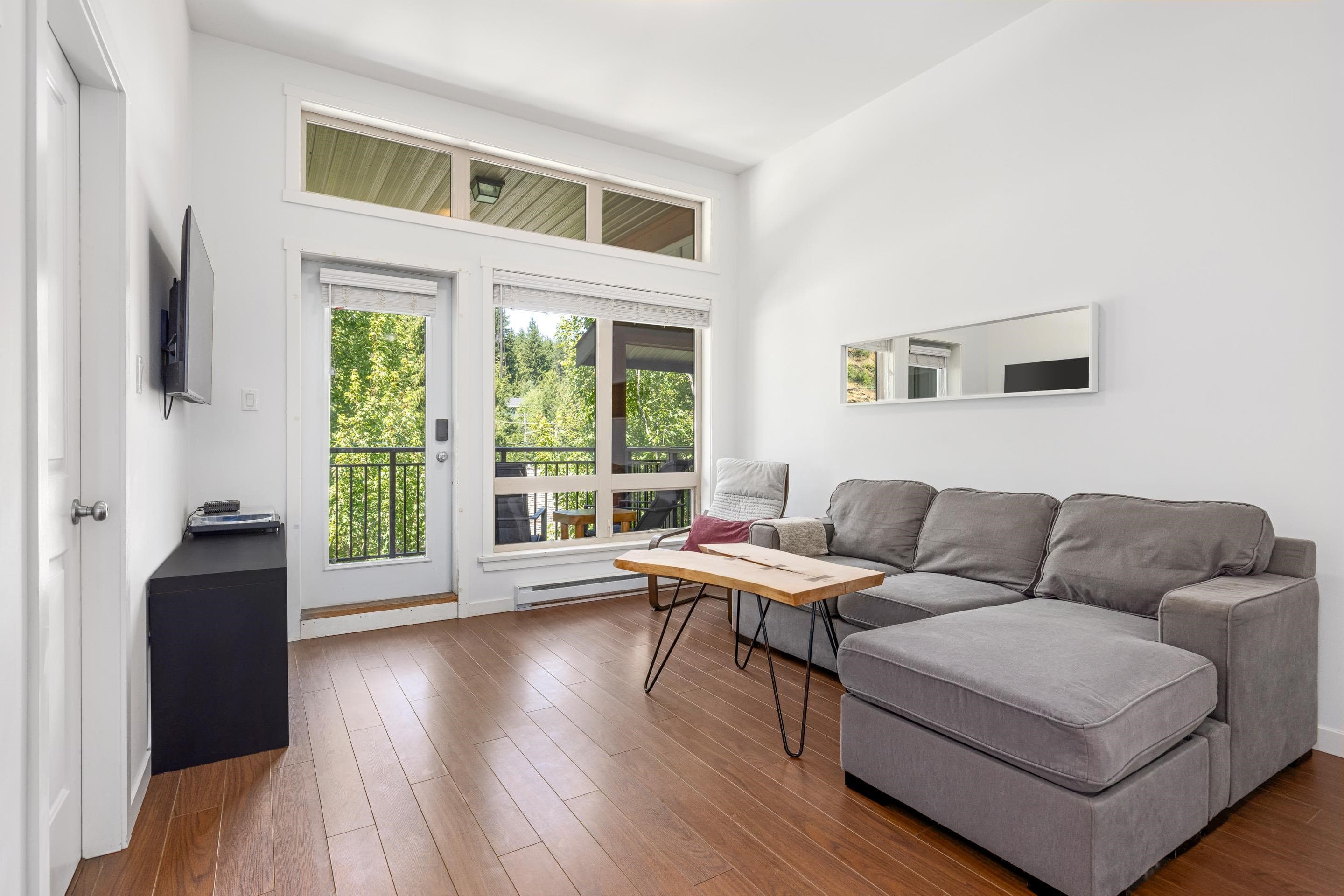 7 - 7450 Prospect Street, Pemberton