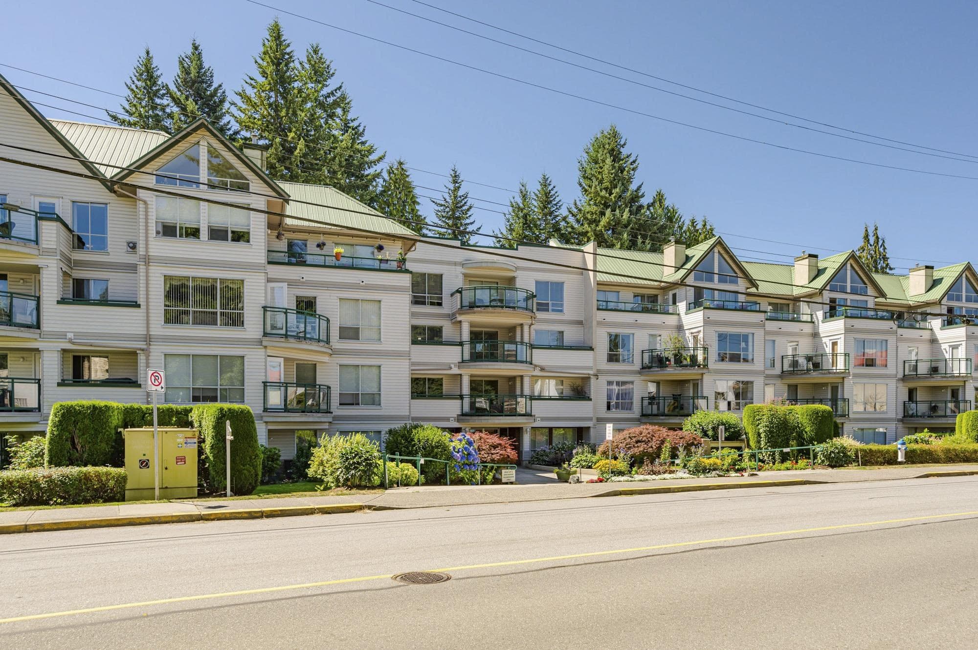 302 - 33280 E Bourquin Crescent, Abbotsford, V2S 7K2 — photo 3