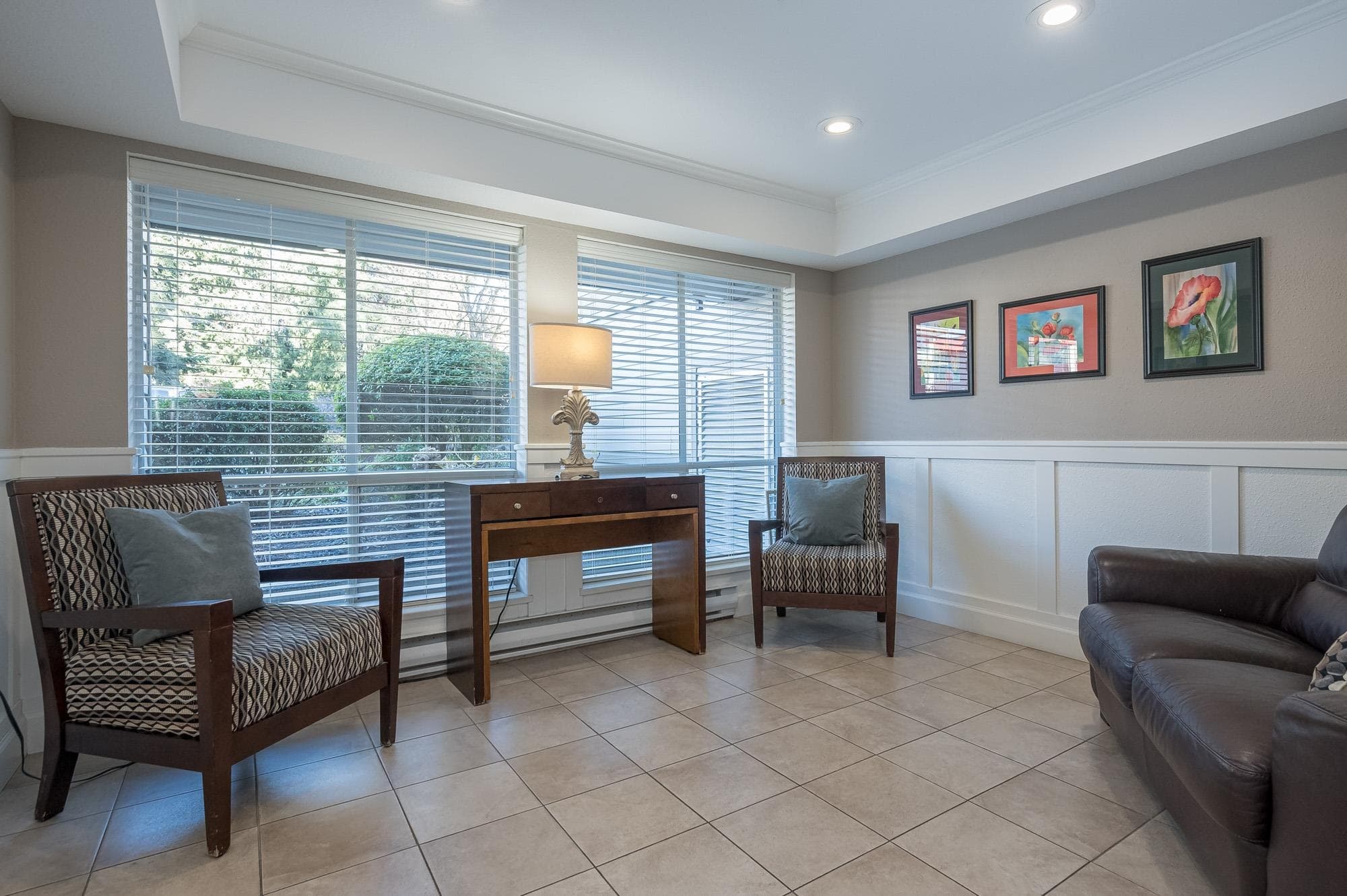 302 - 33280 E Bourquin Crescent, Abbotsford, V2S 7K2 — photo 5