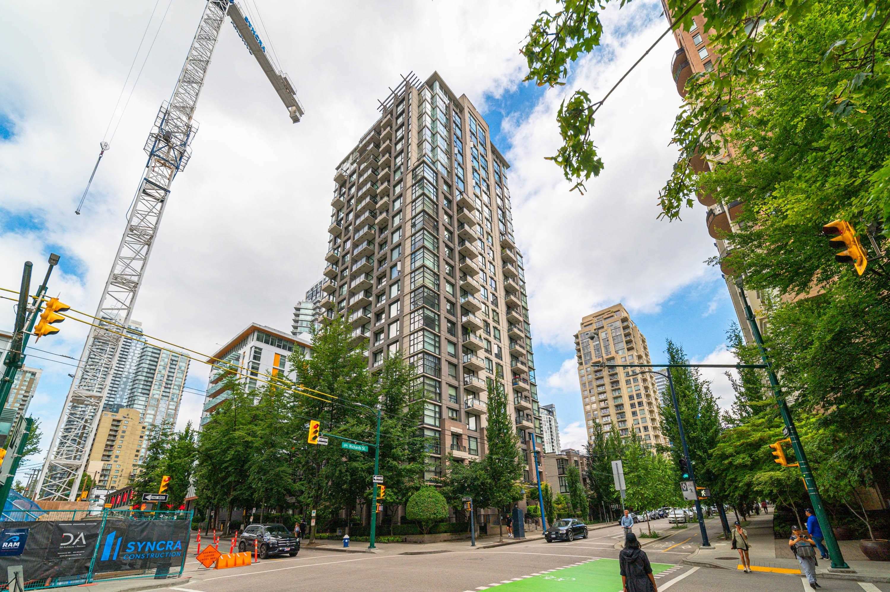 304 - 1295 Richards Street, Vancouver