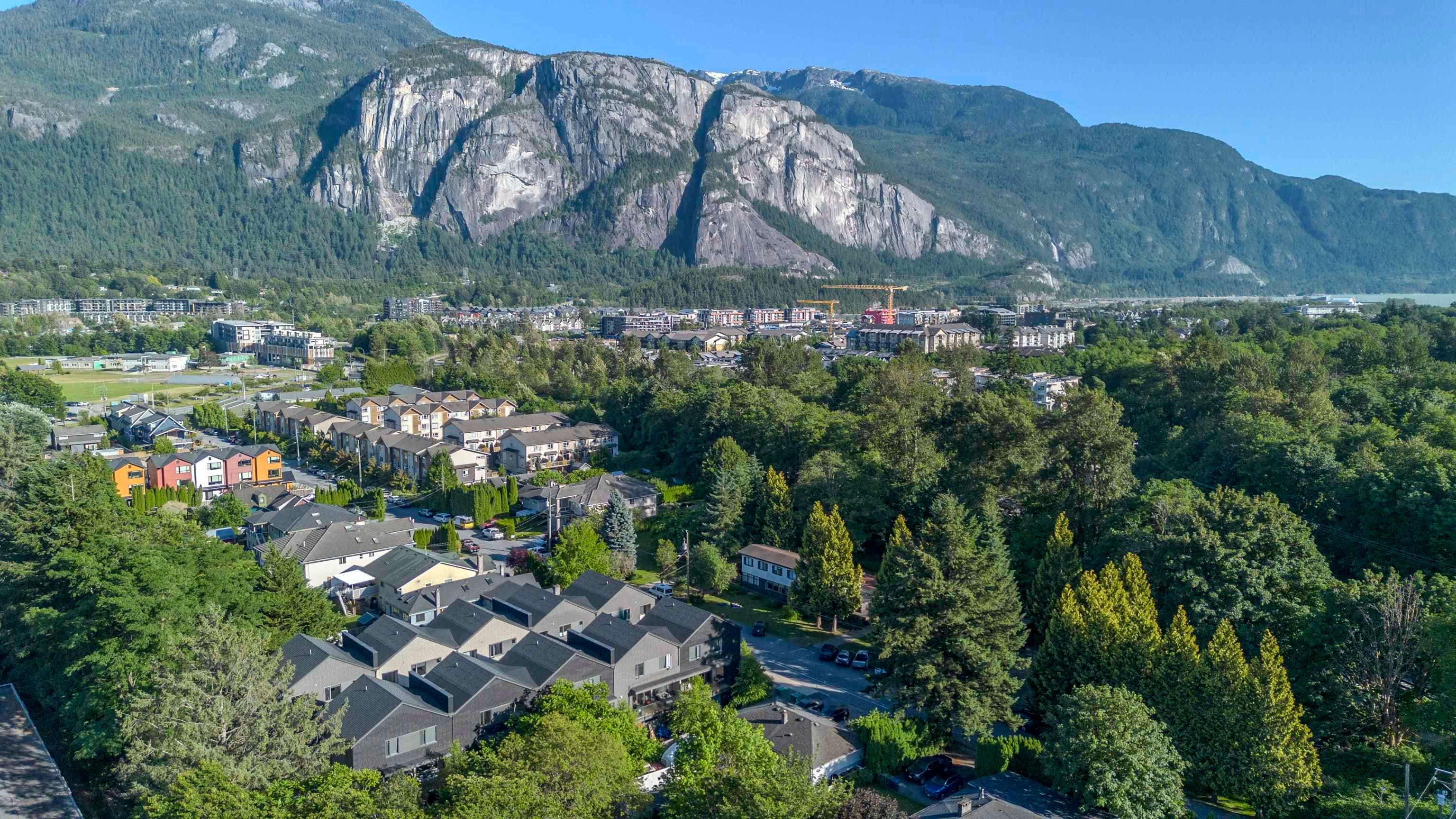 4 - 1089 Wilson Crescent, Squamish