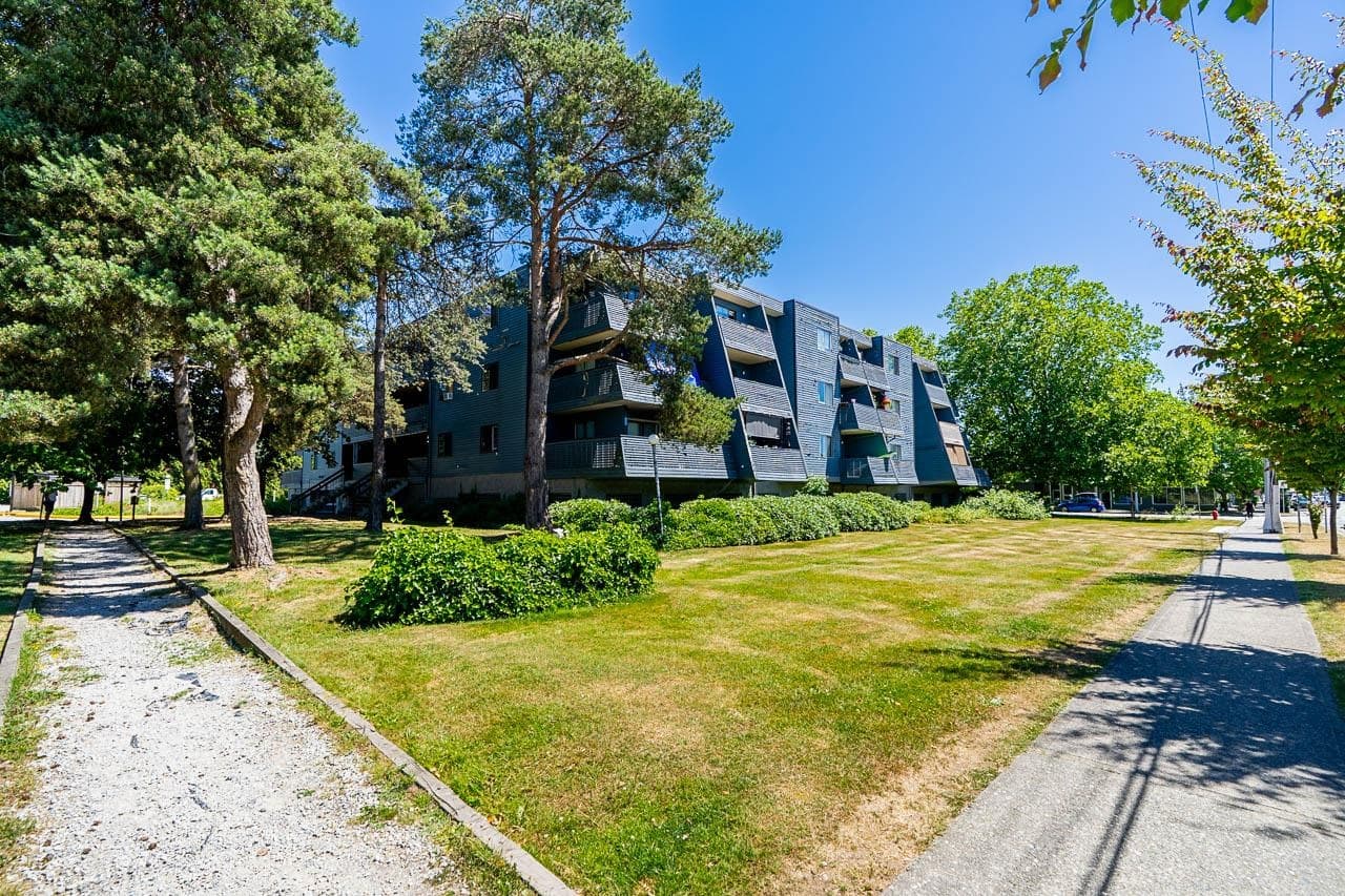207 - 17661 58a Avenue, Surrey