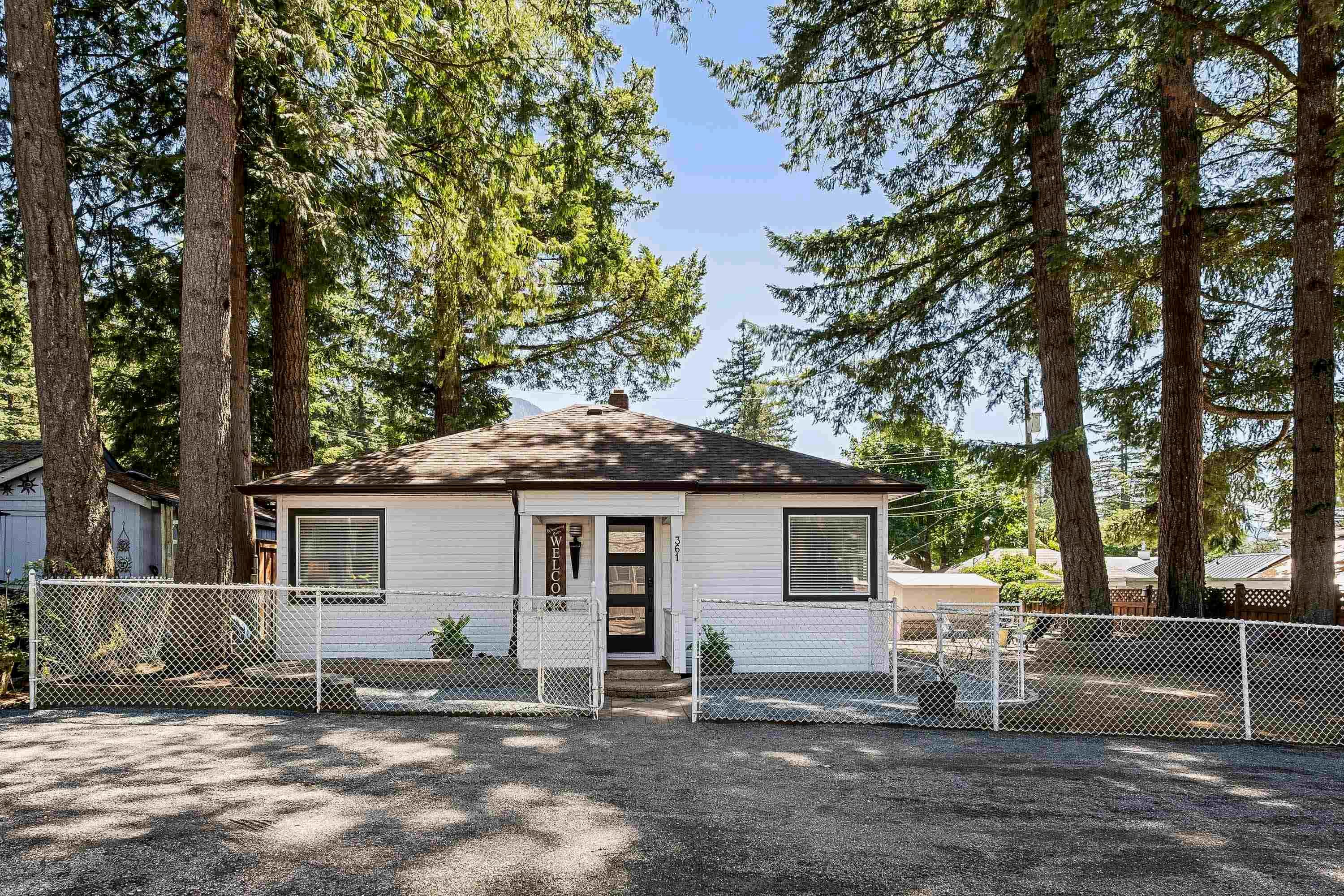 361 Pine Street, Cultus Lake