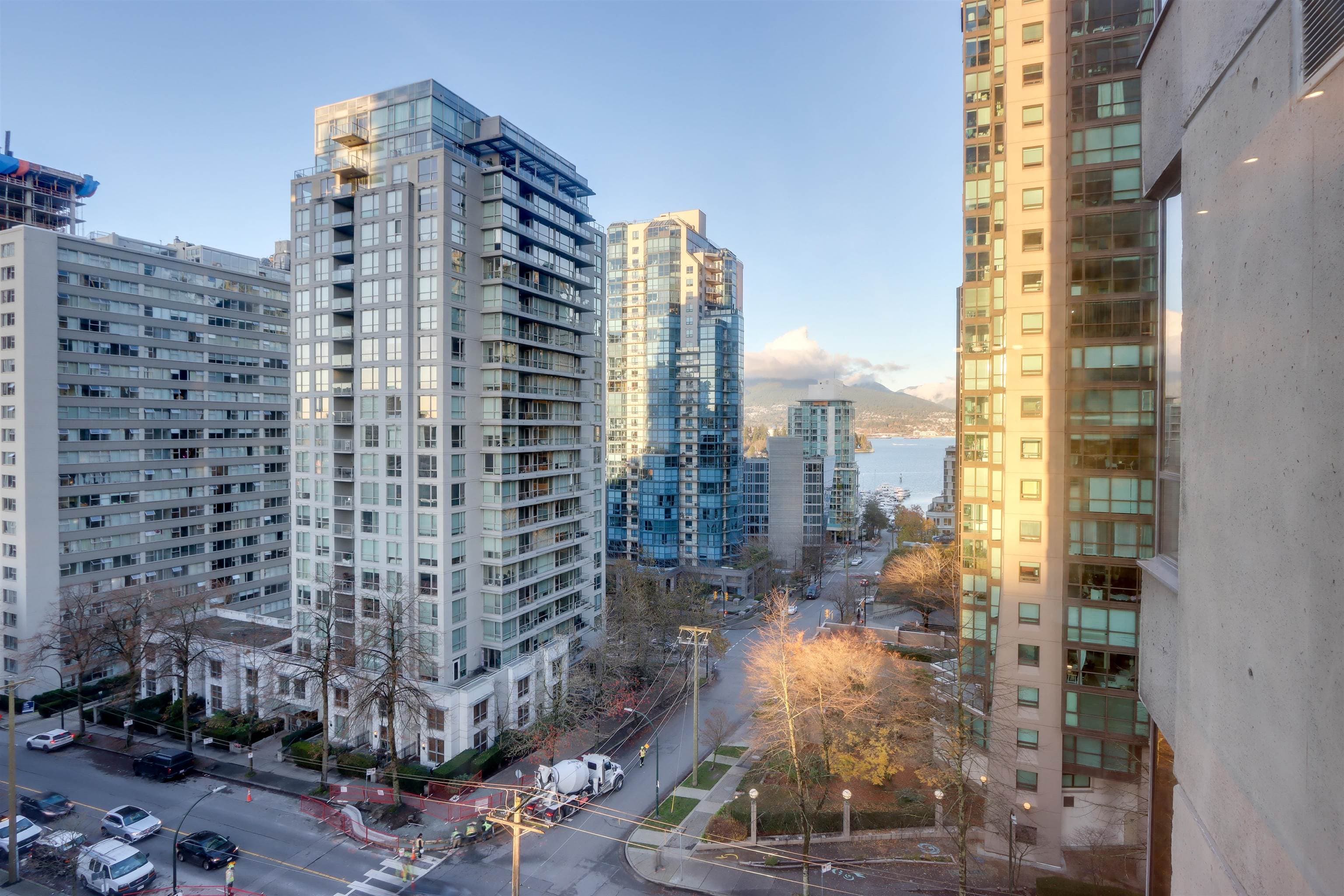 601 - 738 Broughton Street, Vancouver