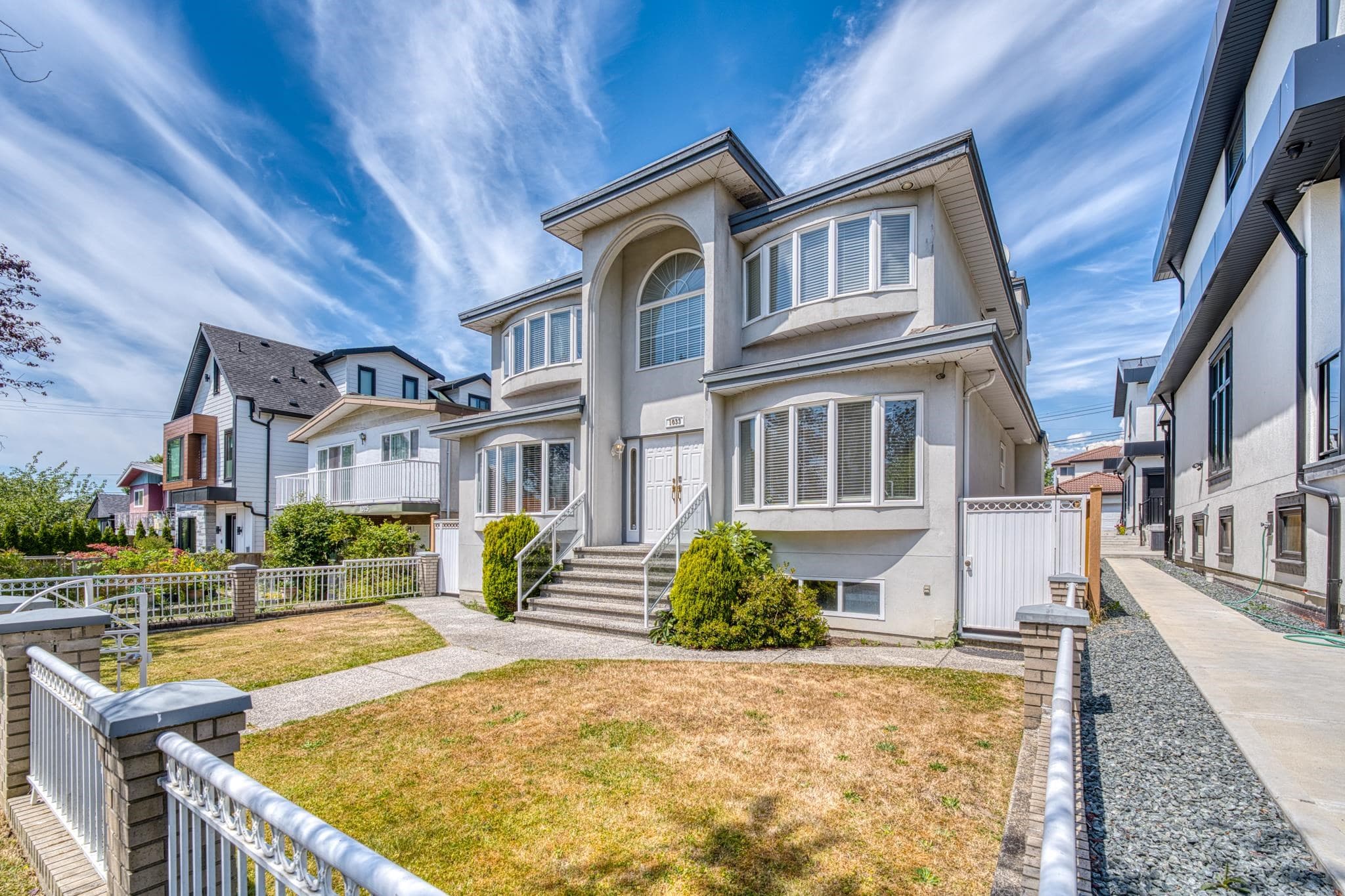 1033 E 39th Avenue, Vancouver, V5W 1K9 — photo 2