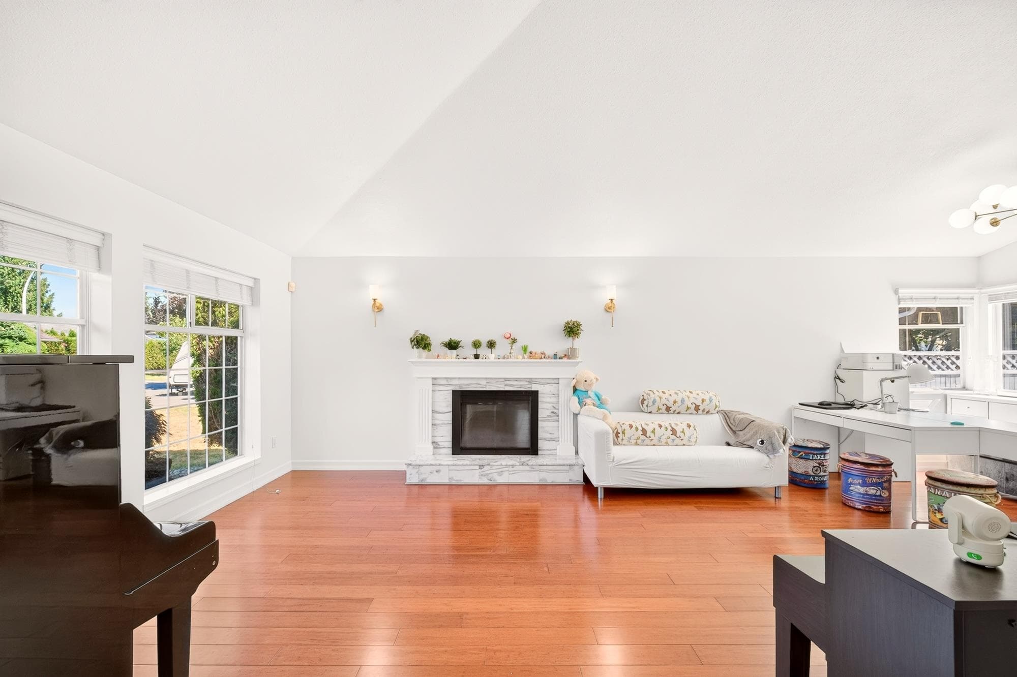 8960 157 Street, Surrey, V4N 2Y5 — photo 3