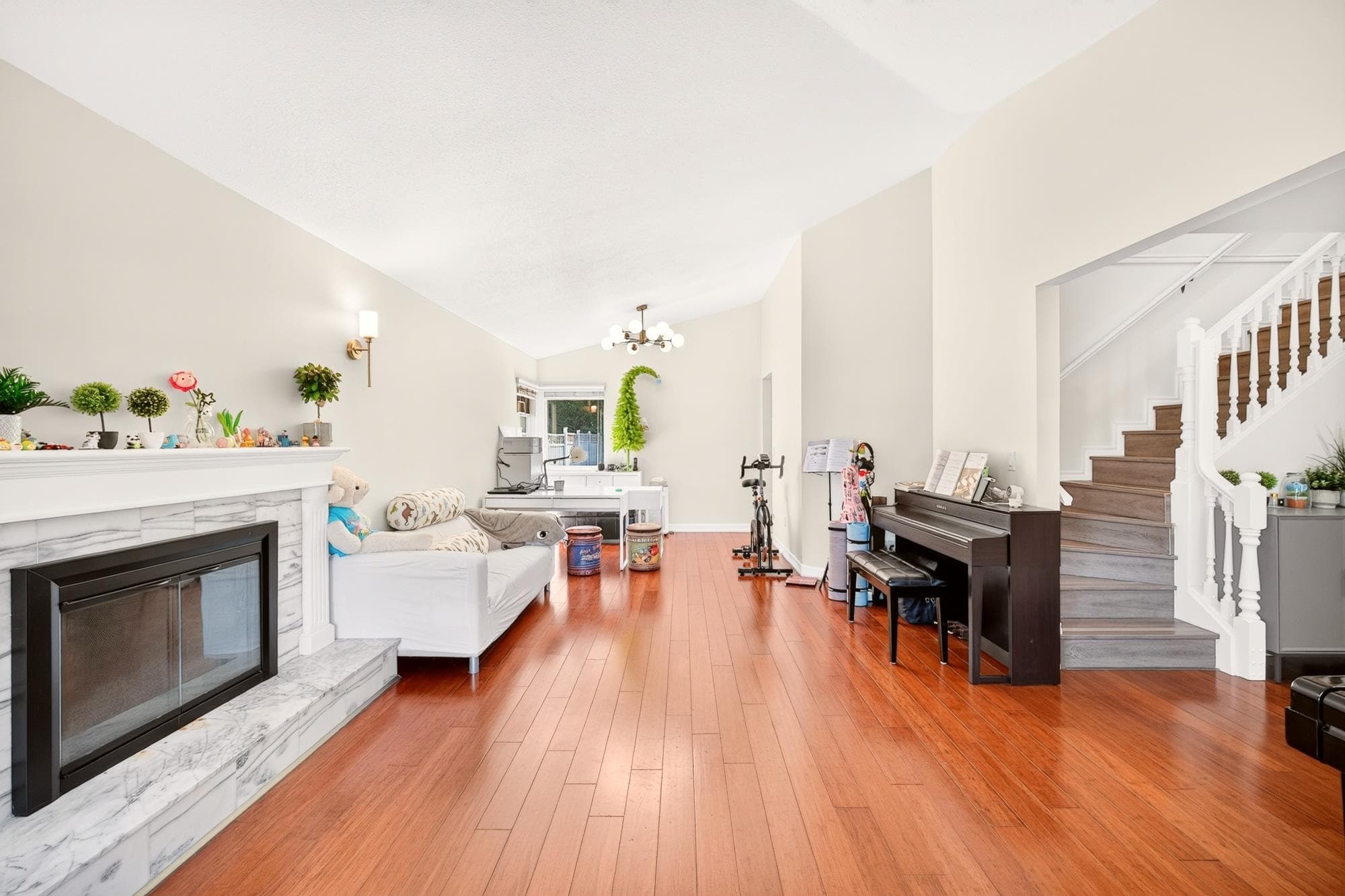 8960 157 Street, Surrey, V4N 2Y5 — photo 4