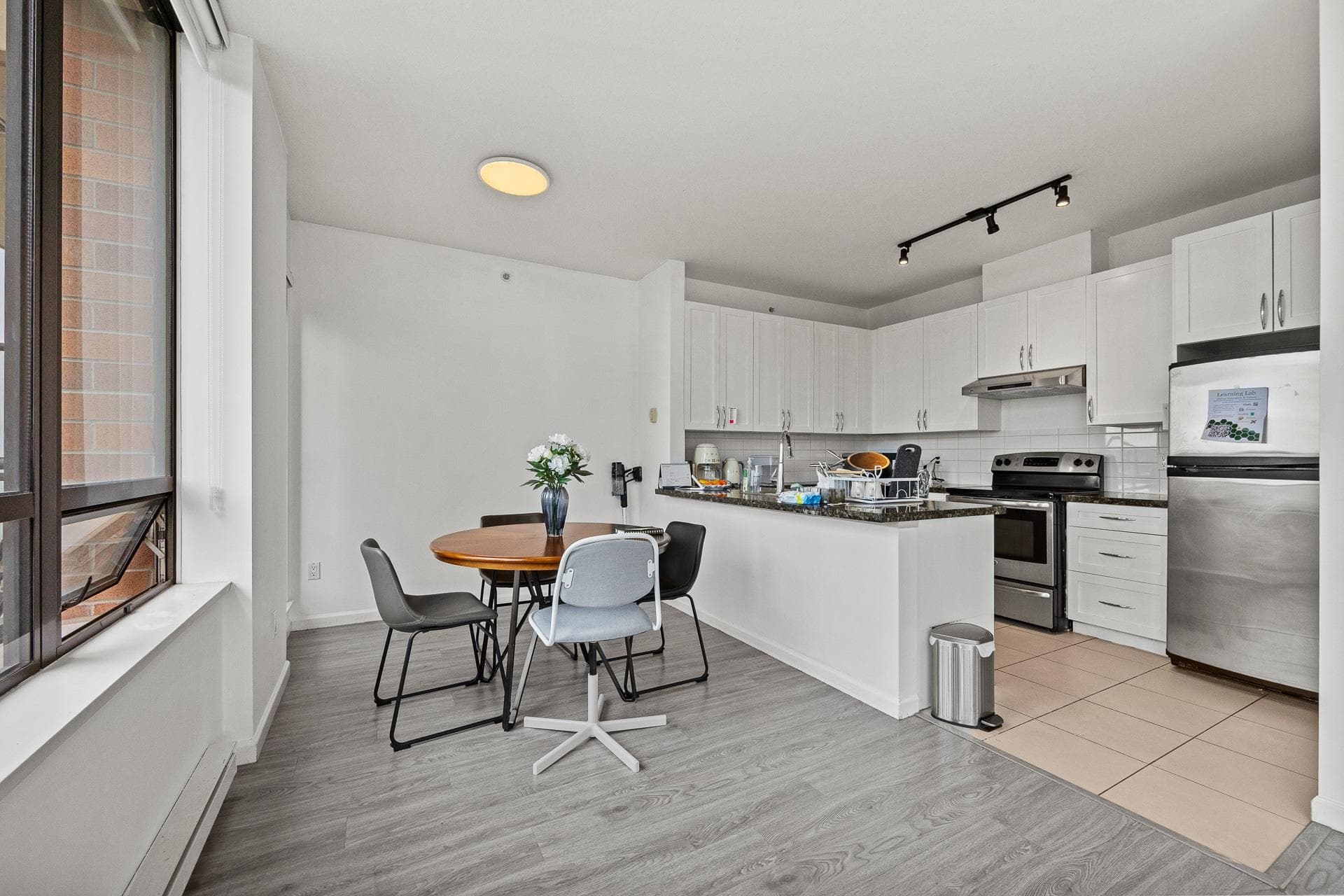 1802 - 6823 Station Hill Drive, Burnaby, V3N 0A9 — photo 3