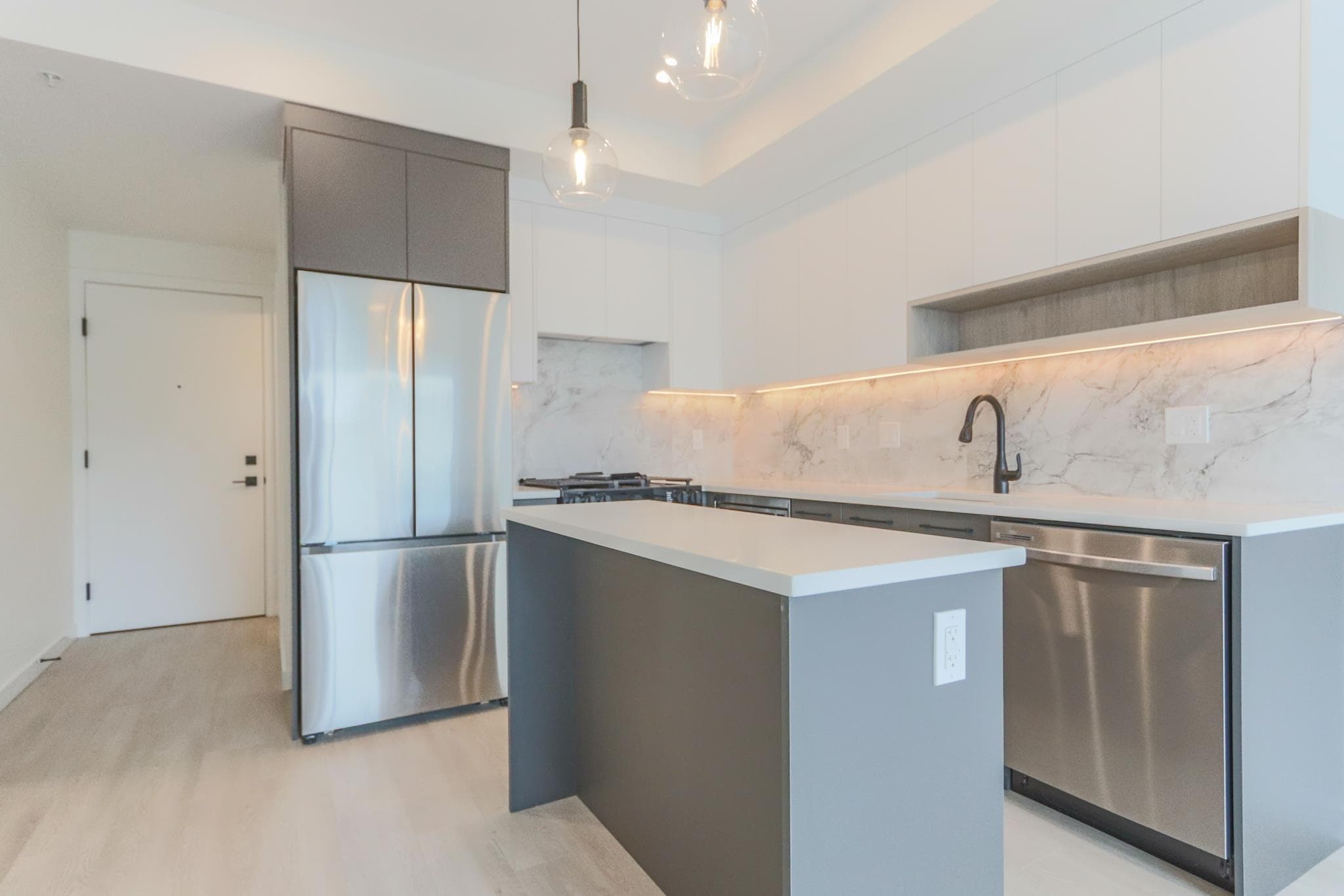 312 - 6270 Gooseberry Drive, Surrey, V3S 0C8 — photo 3
