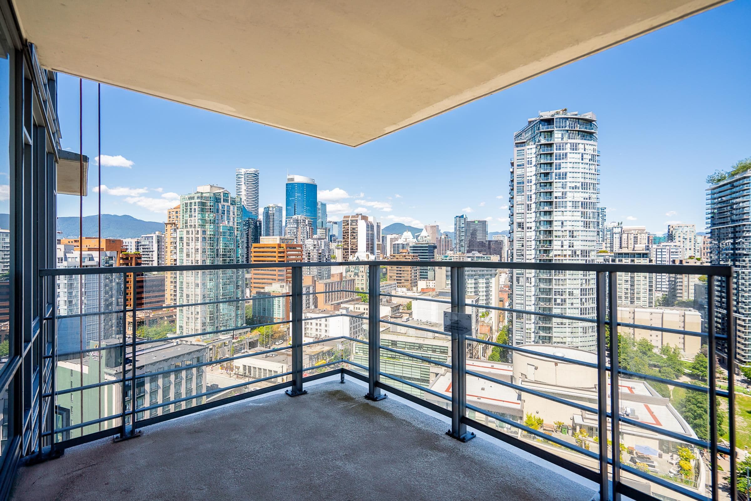 2206 - 1255 Seymour Street, Vancouver