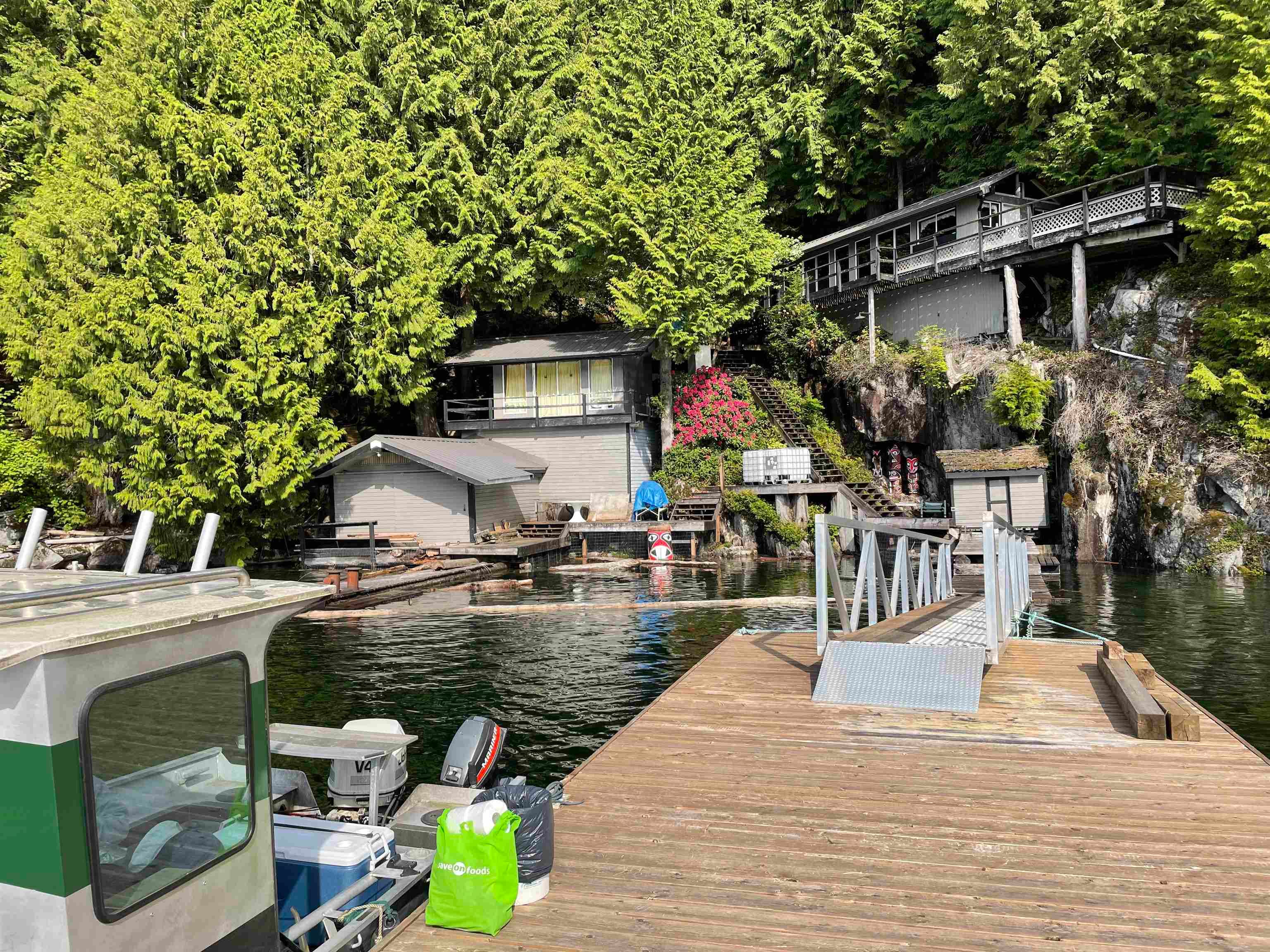 1 Seal Bay, Pitt Meadows, V0V 0V0 — photo 1
