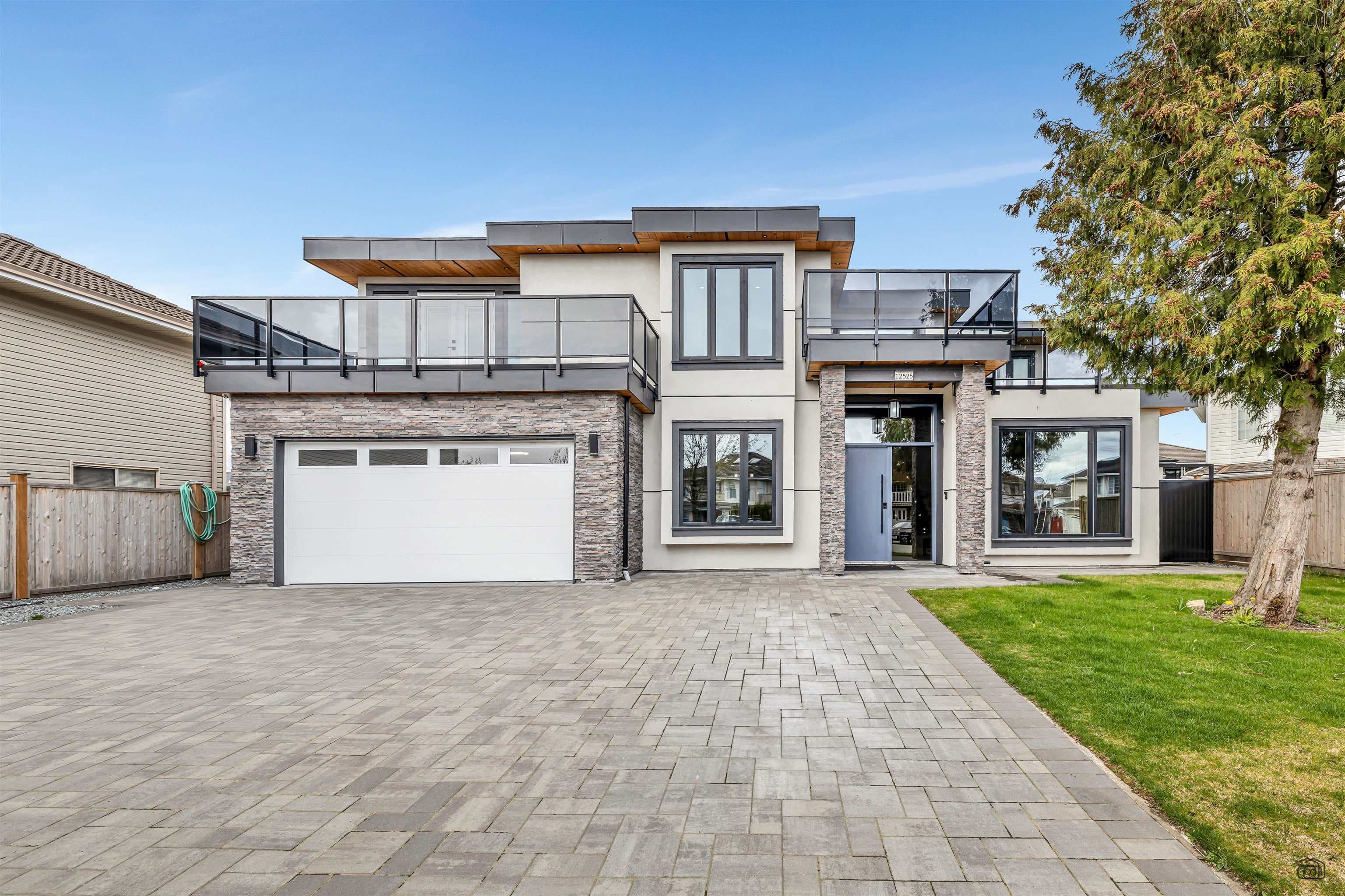 12525 75a Avenue, Surrey
