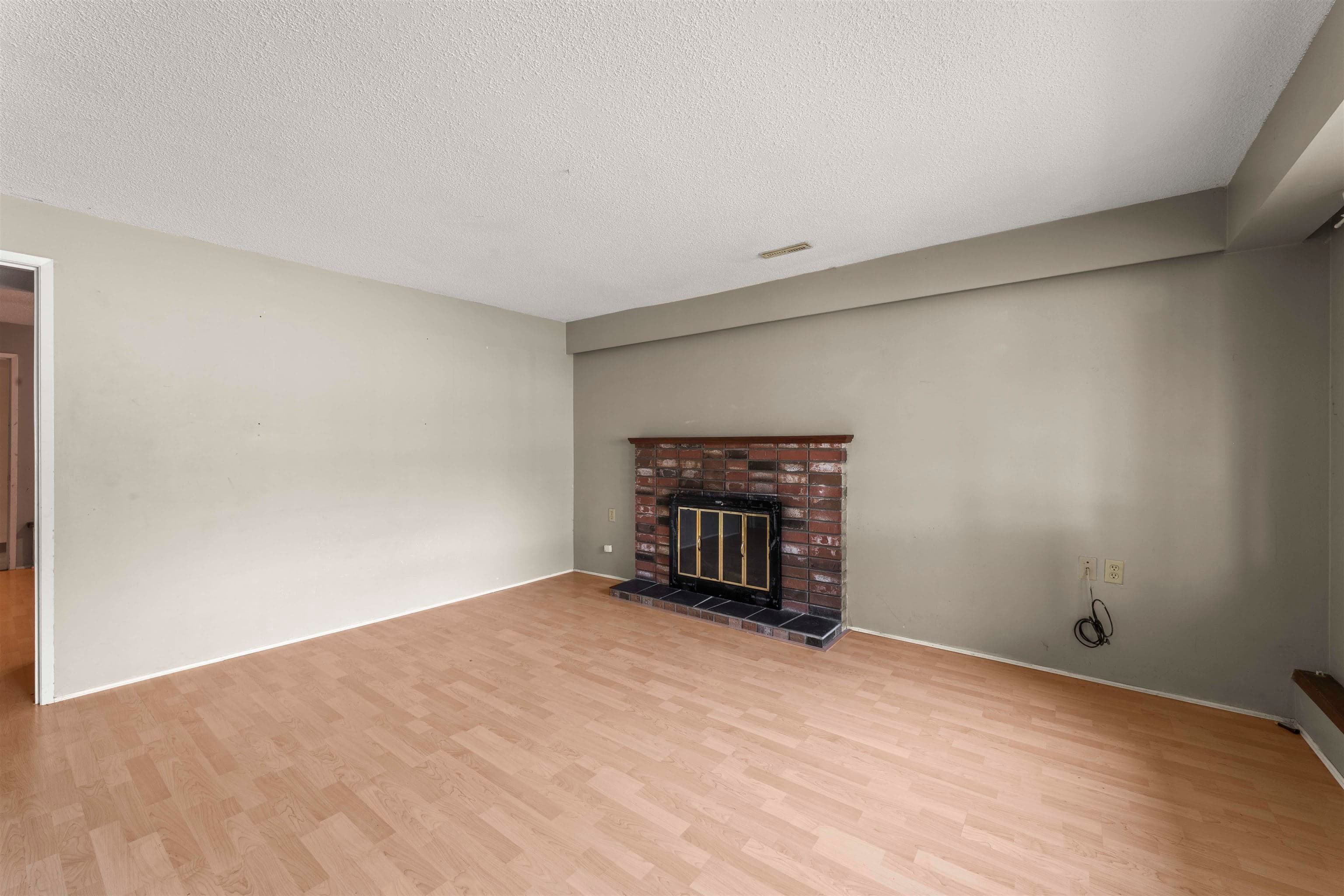 2514 E 49th Avenue, Vancouver, V5S 1J5 — photo 3