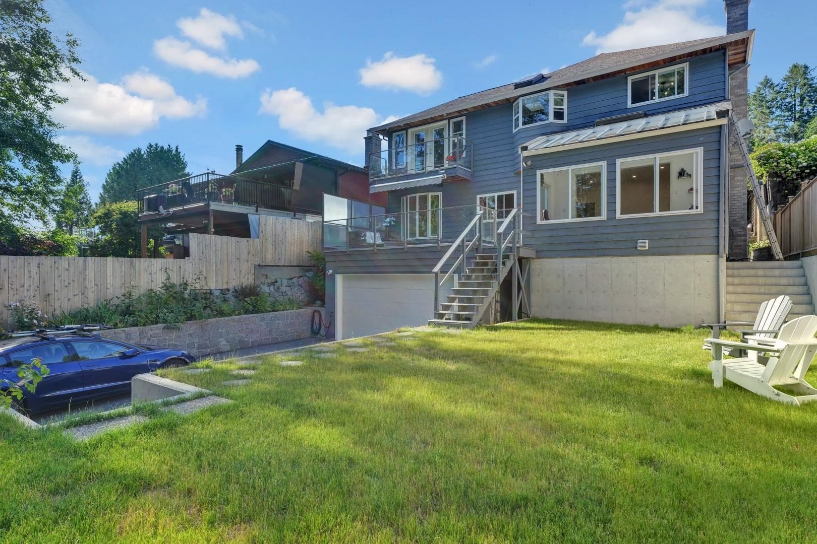425 Tempe Crescent, North Vancouver, V7N 1E7 — photo 2