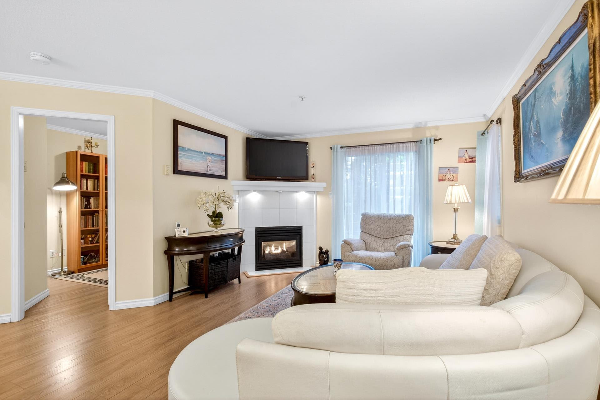 1 - 123 Seventh Street, New Westminster, V3M 6Y2 — photo 3